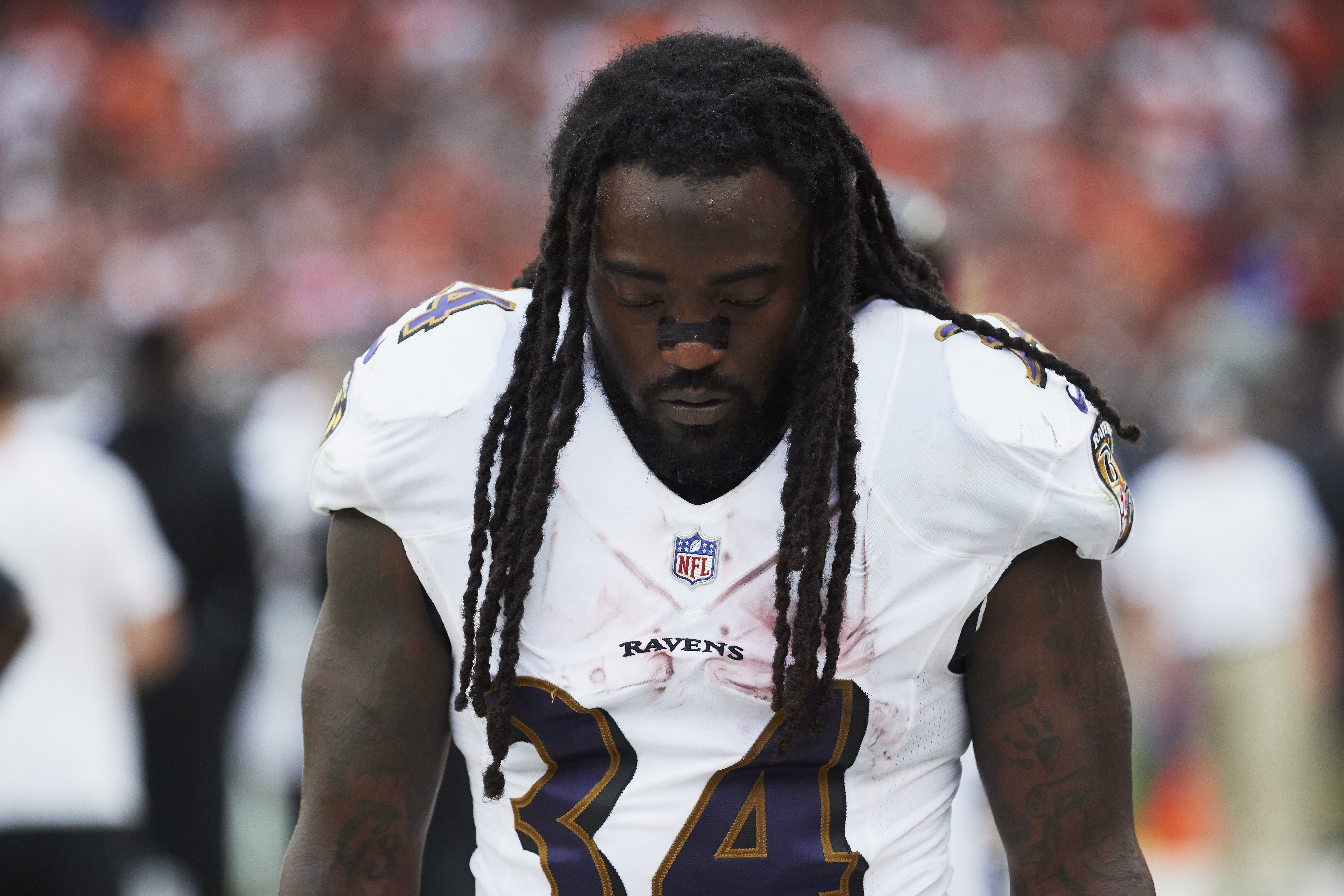 HEARTBREAKING. FORMER RAVENS ALEX COLLINS PASSED AWAY. 