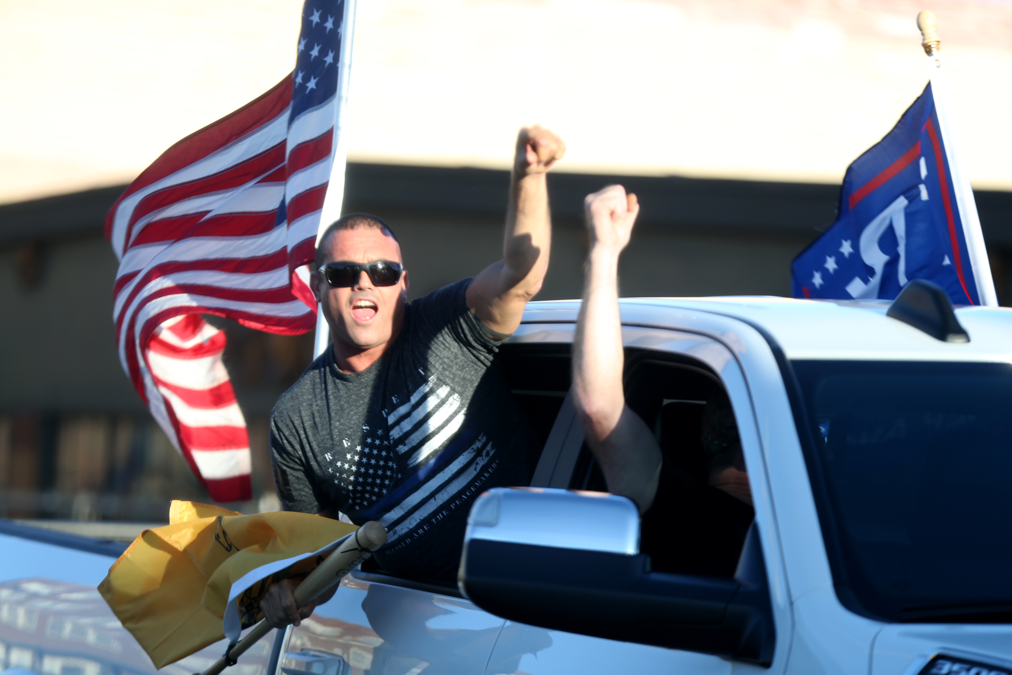Trump event draws hundreds to Portland Area - oregonlive.com