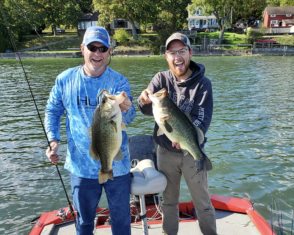 3 expert tips, and the best lakes to fish for catching bass in