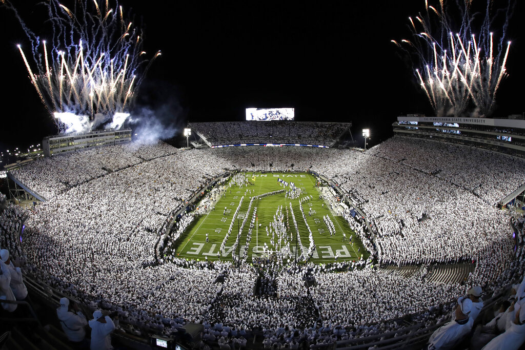 Video: Jim Harbaugh, Michigan football players on embracing environment at Penn  State 