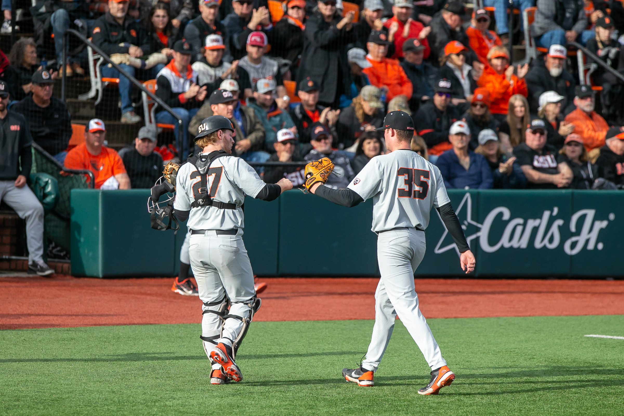 Oregon State baseball takes series at #25 Oregon