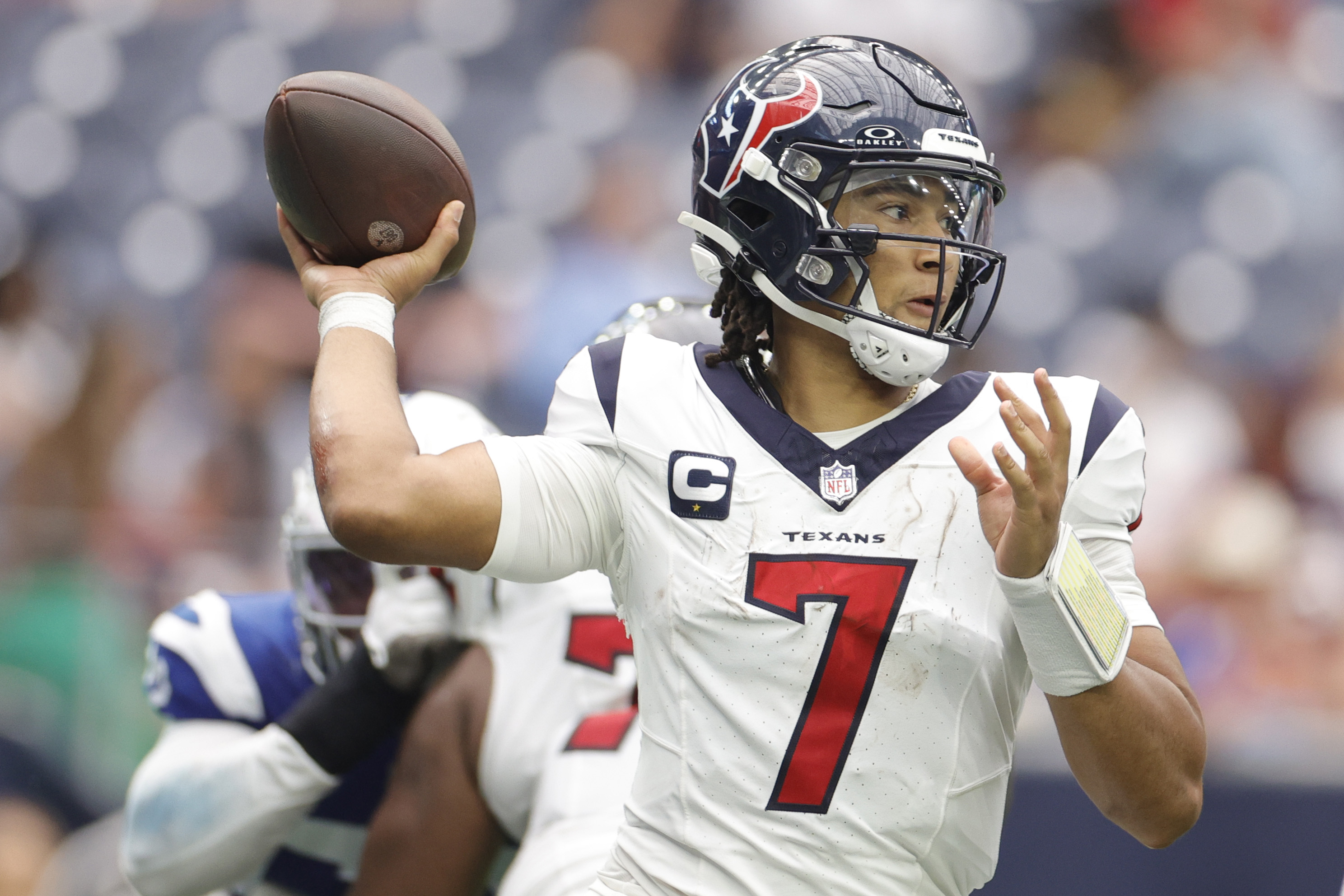 C.J. Stroud passes for 384 yards, 2 touchdowns as Texans lose home opener  to Colts