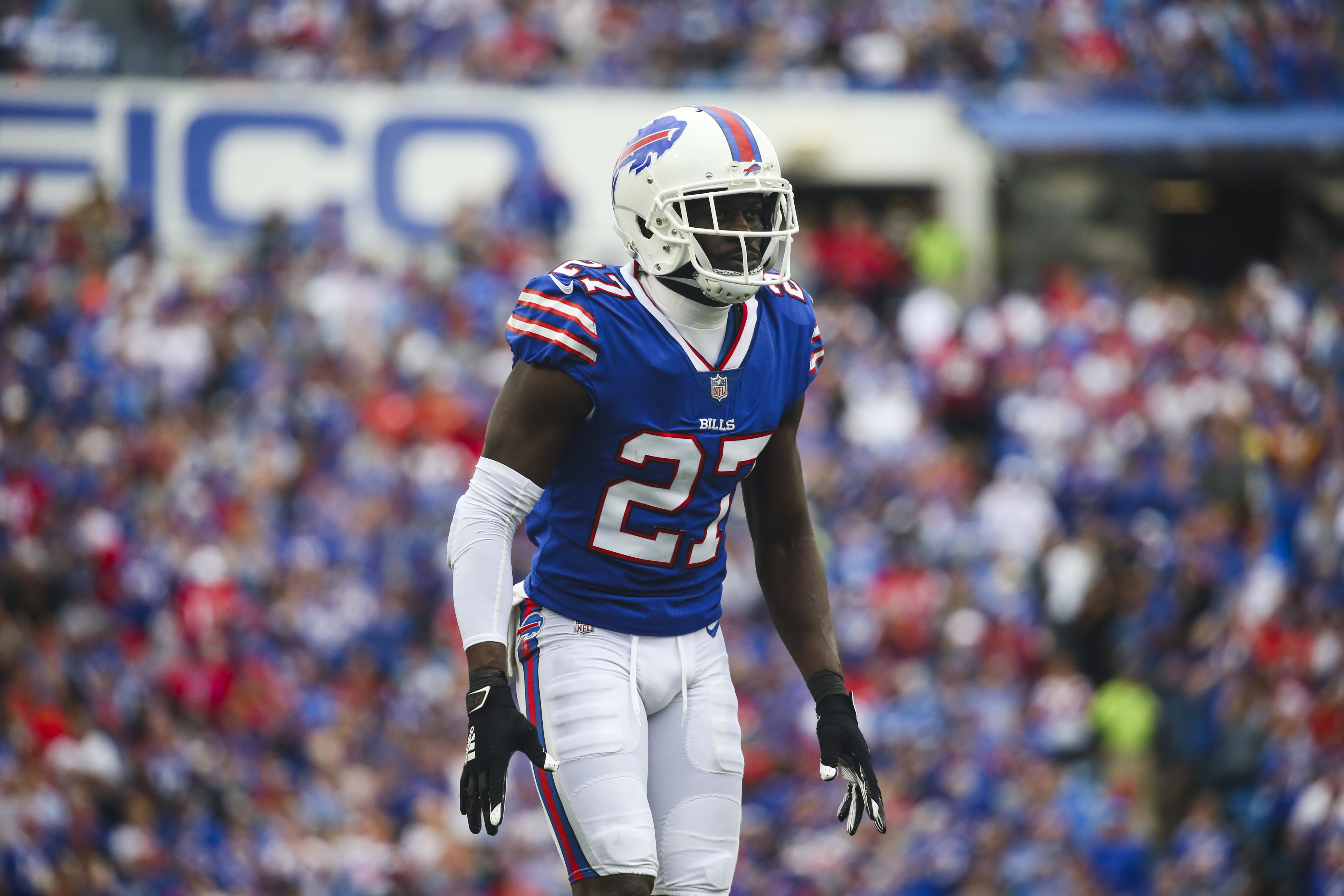 Tre'Davious White Signs Contract