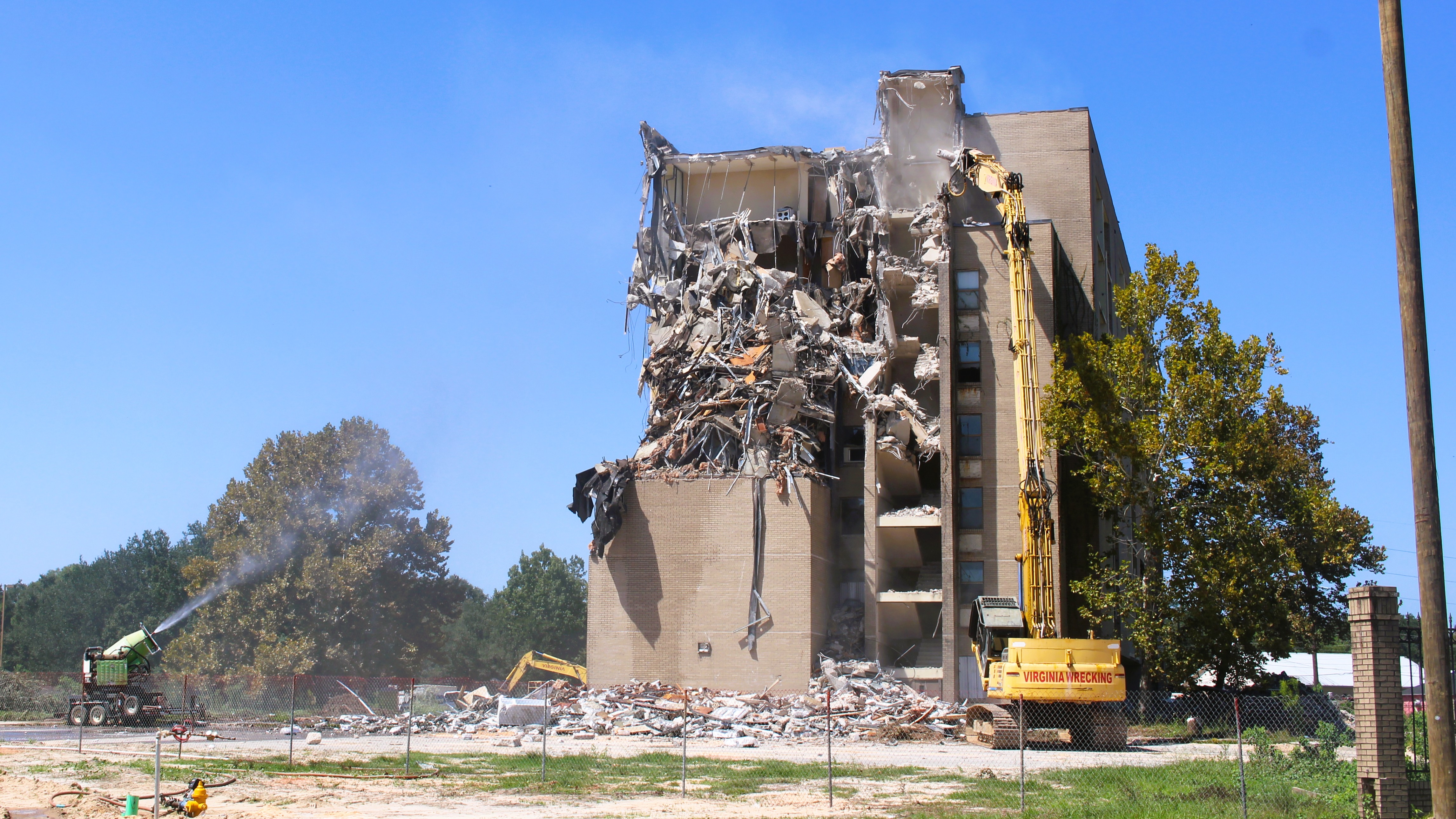 中野テルヲ　My Demolition Work vol.3 Boykin Towers demolition - al.com