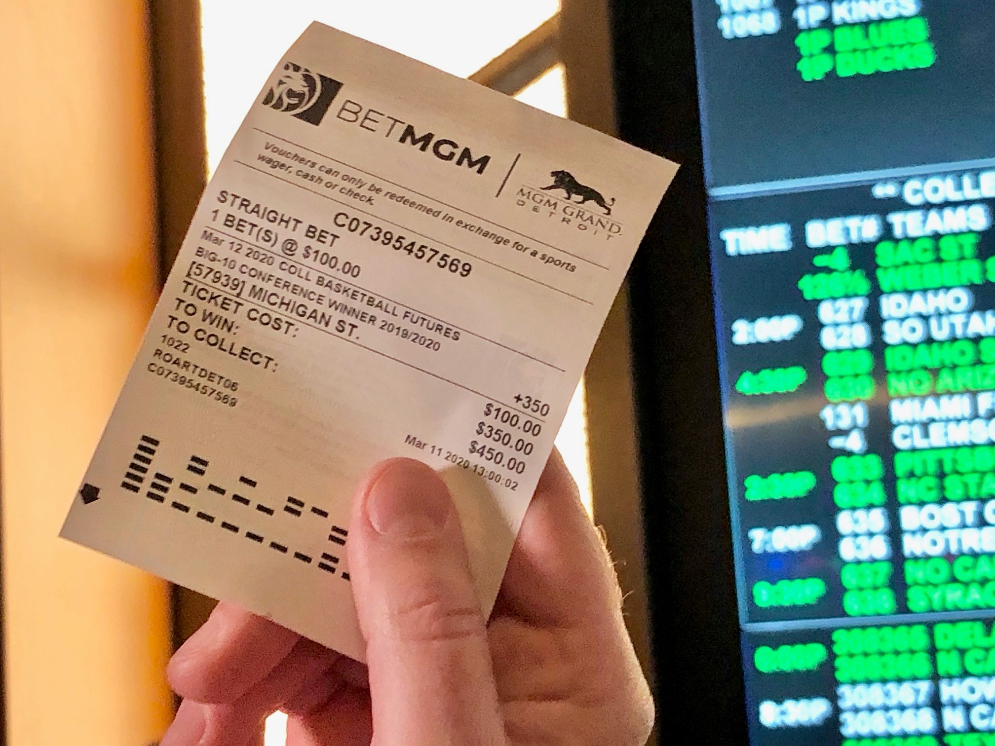 Online gaming, sports betting off to roaring start in Michigan - mlive.com