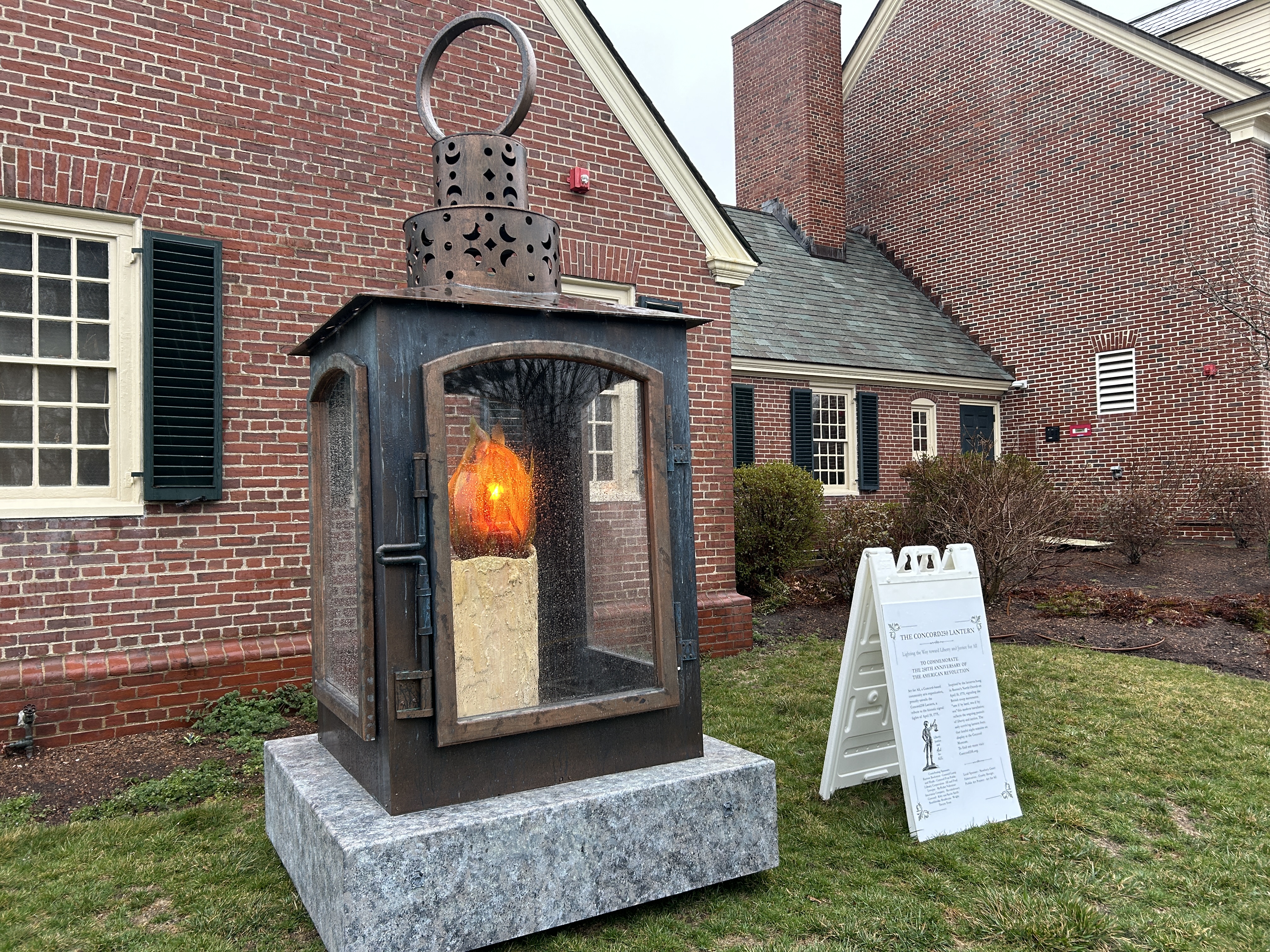 Giant lantern at Concord Museum honors key item from American