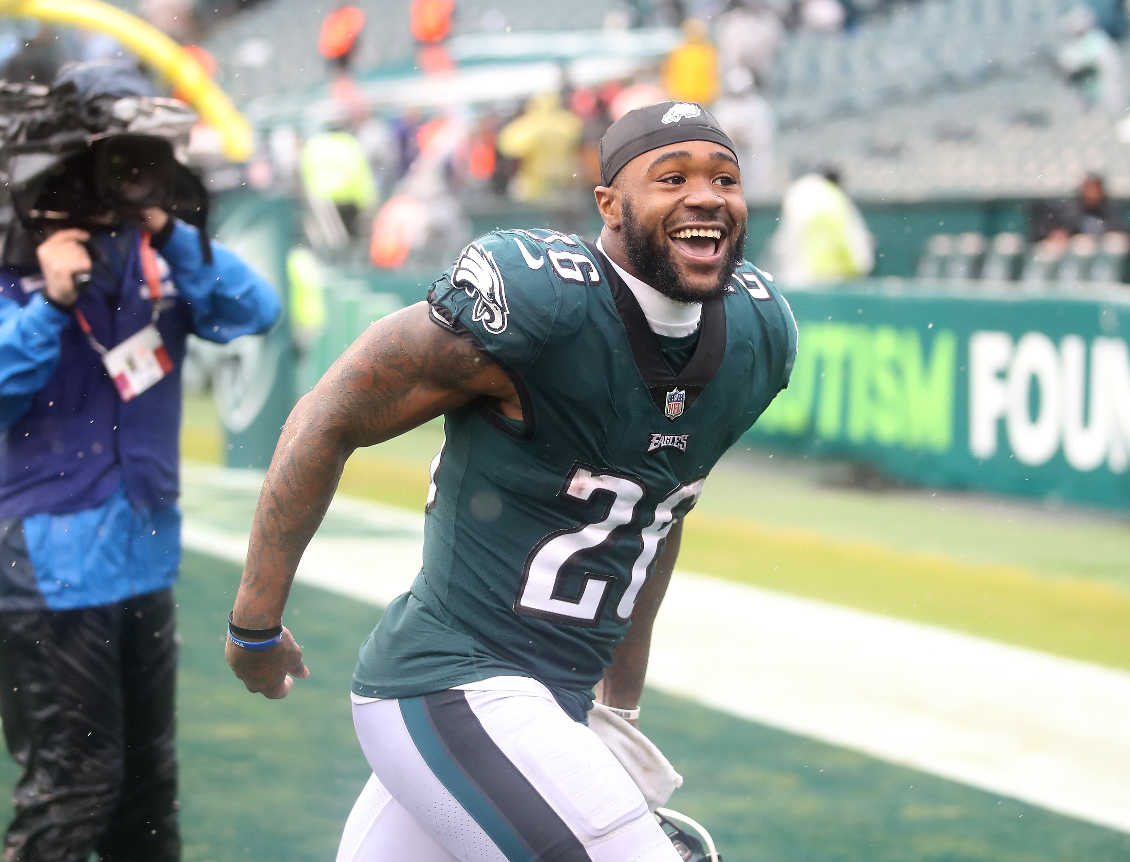 Philadelphia Eagles Ex Miles Sanders Slams 'B.S.' RB Market: 'It