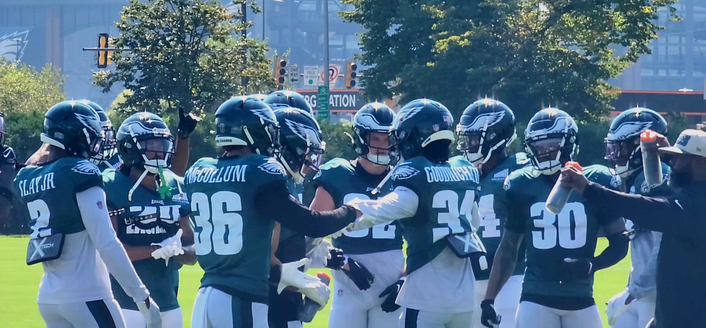 Eagles practice observations: Sean Desai's defense taking time