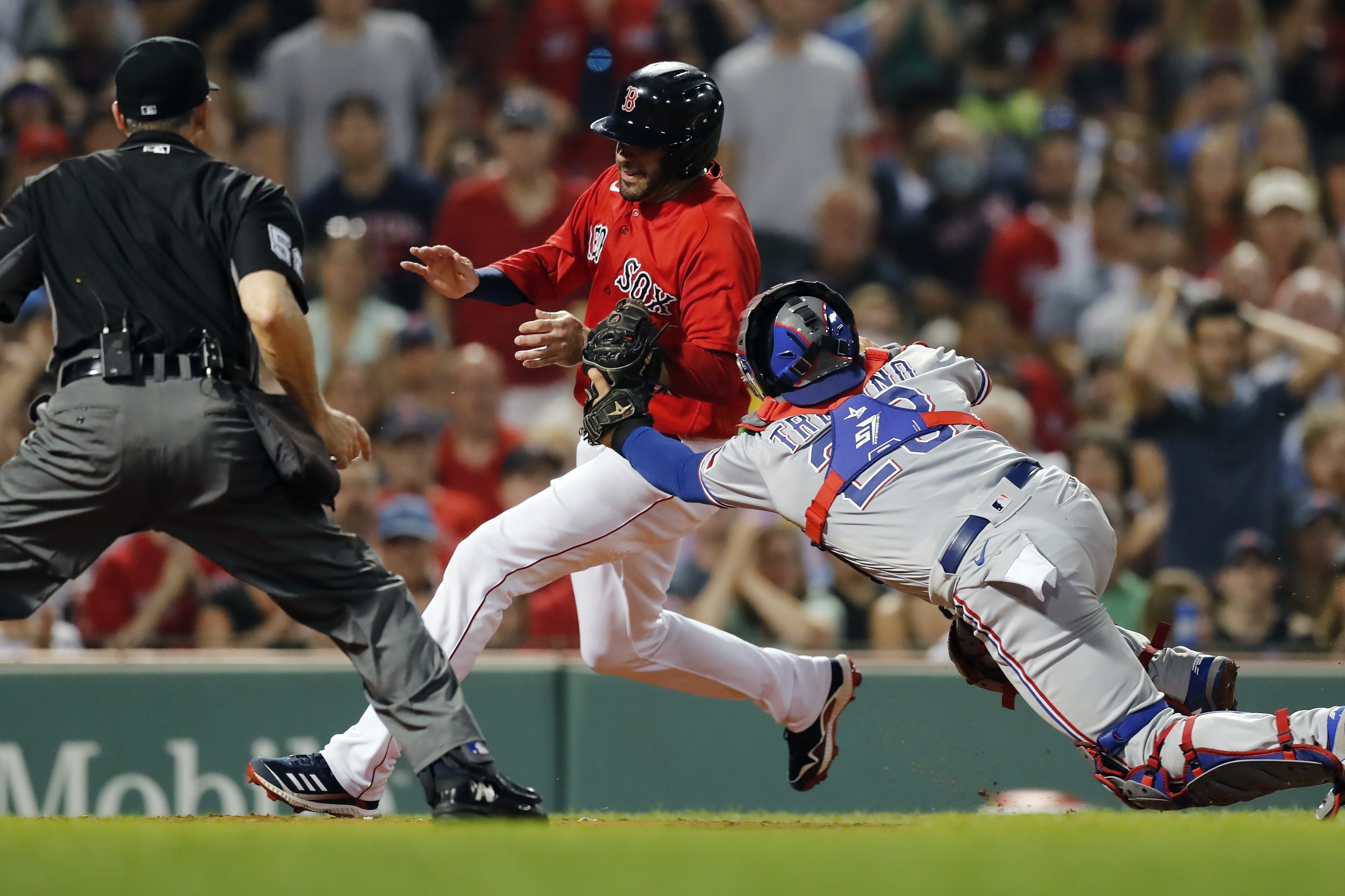 How Rangers' current problems were encapsulated in a single inning vs. Red  Sox