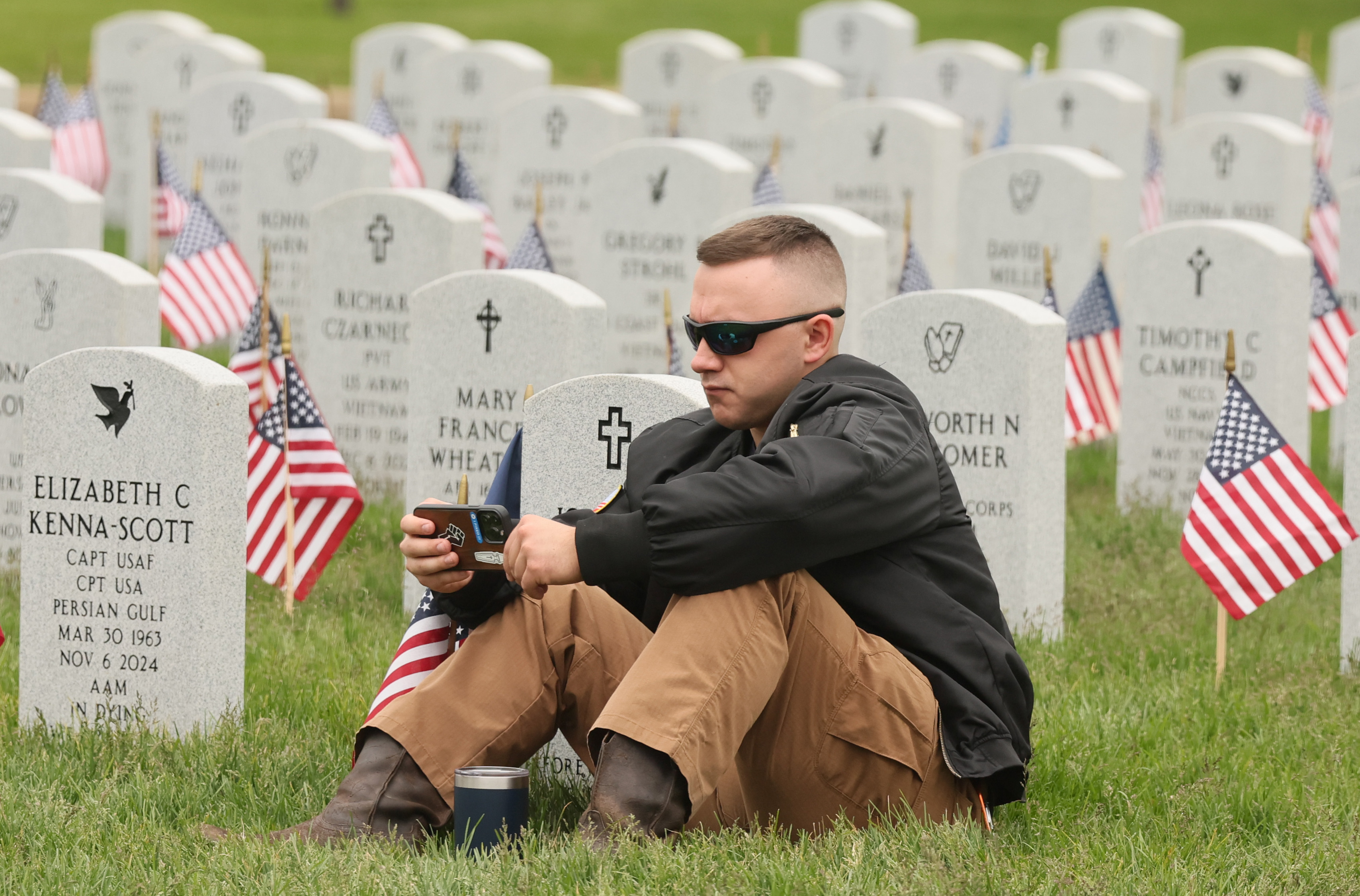 25th annual Memorial Day service at Western Reserve National Cemetery ...