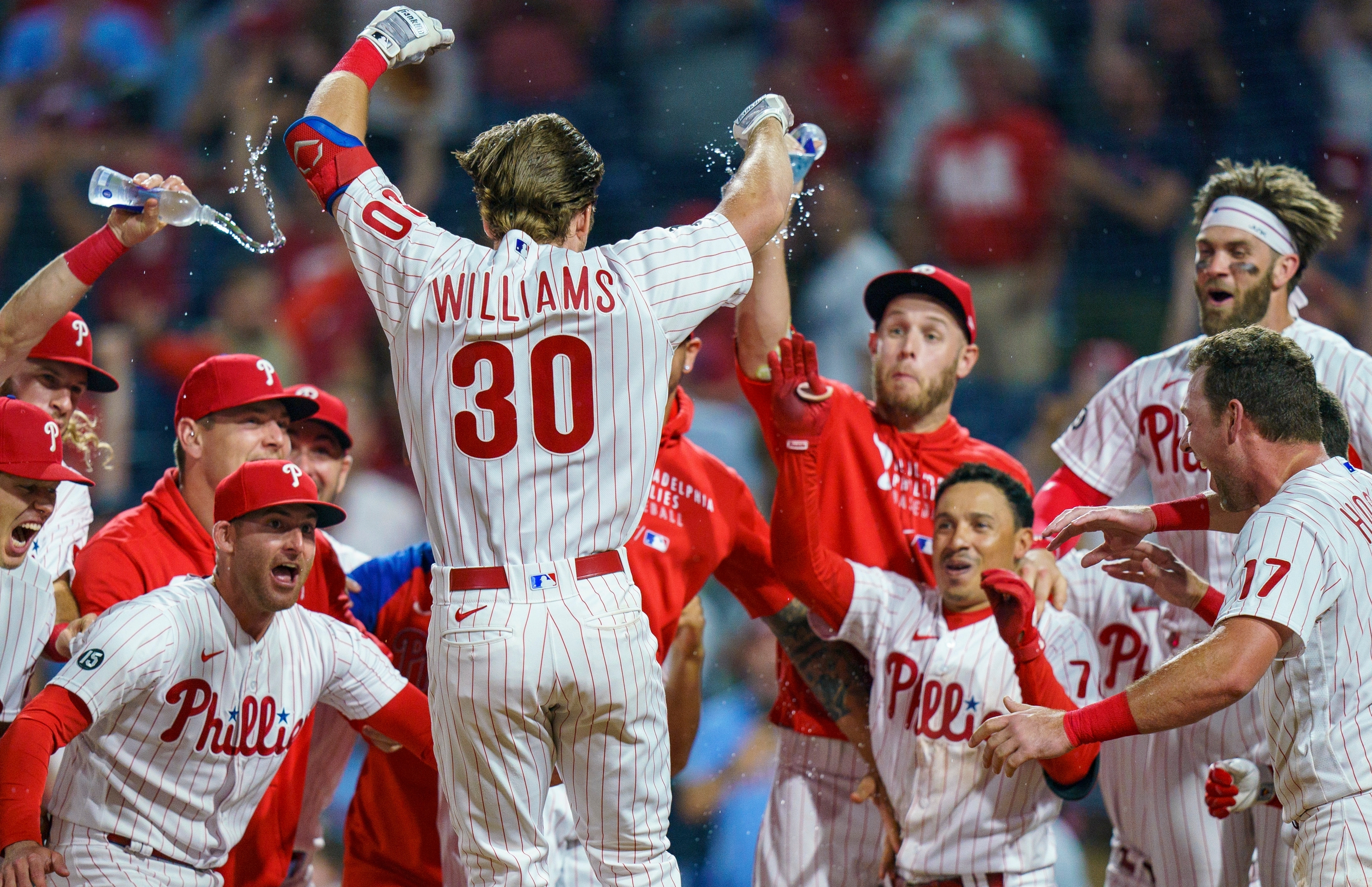 Mets v Phillies: Dom Smith, Jose Alvarado clash as benches clear