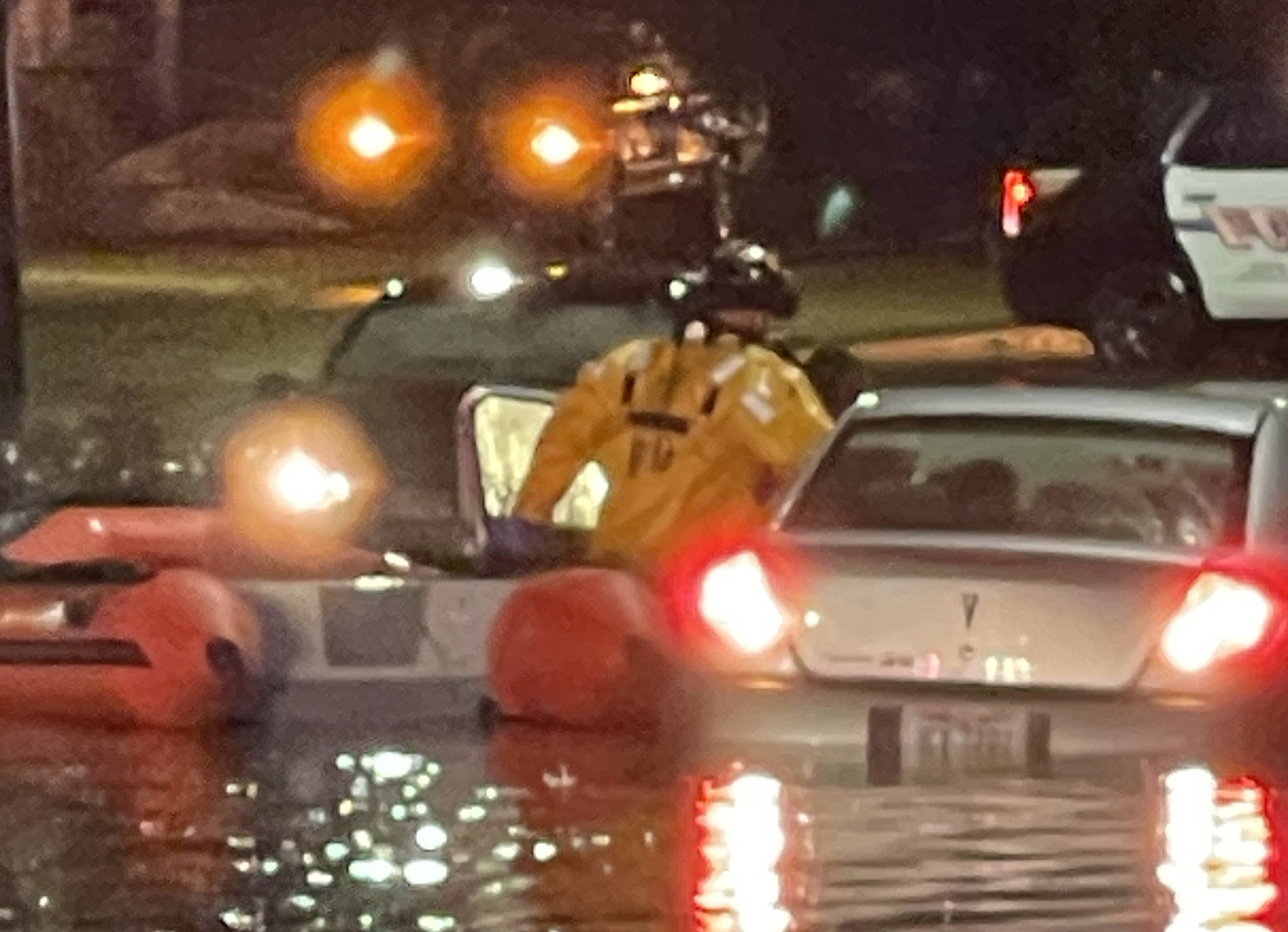 Cars trapped when mall parking structure floods