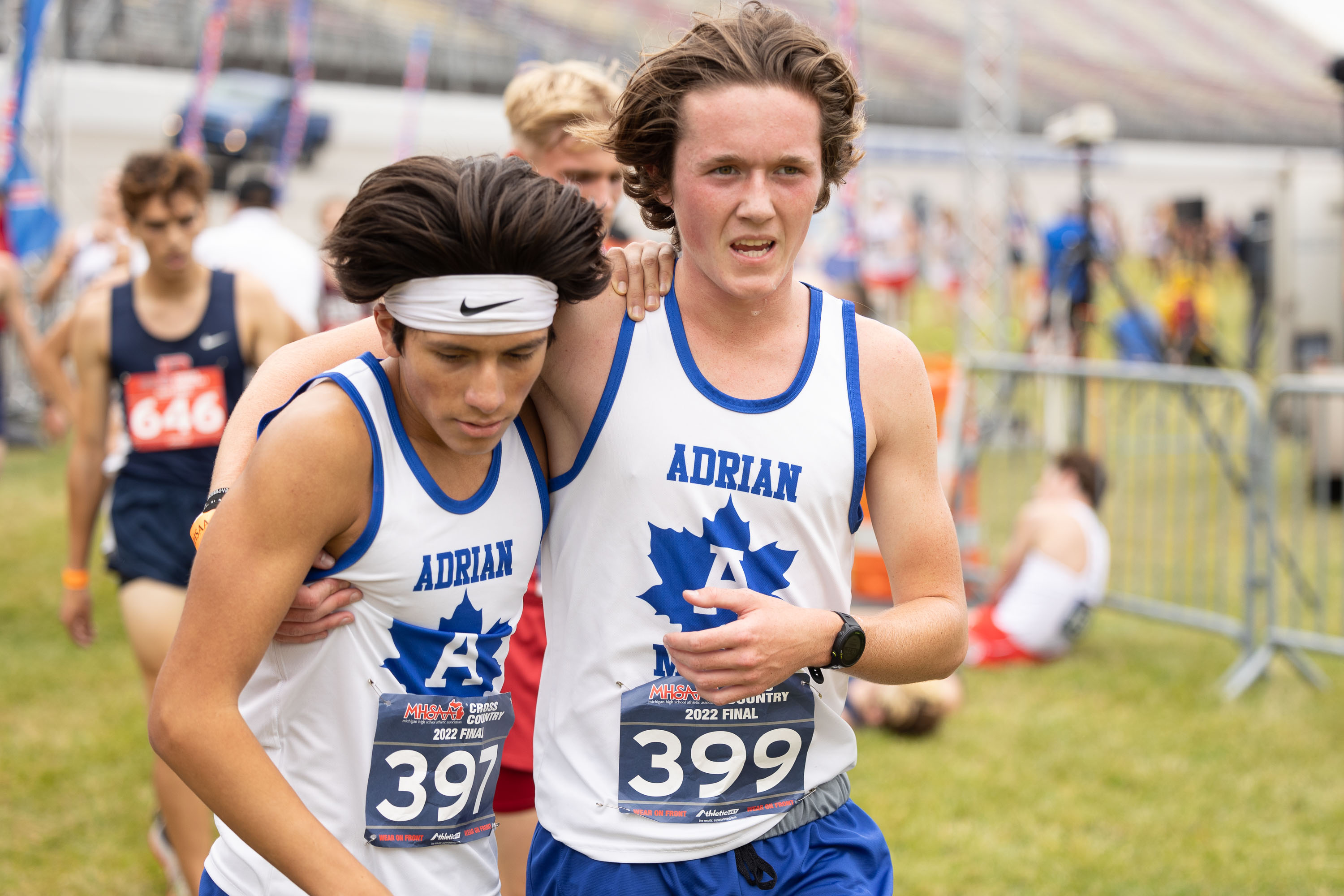 Division 2 boys Michigan state cross country championships 2022