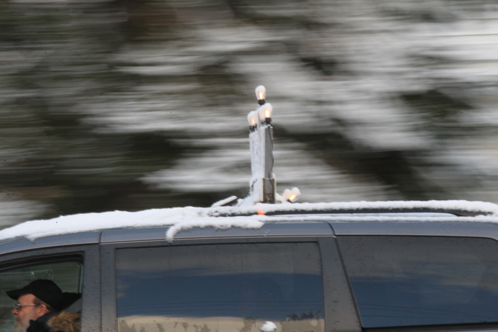 Menorahtopped cars parade through Cleveland eastern suburbs