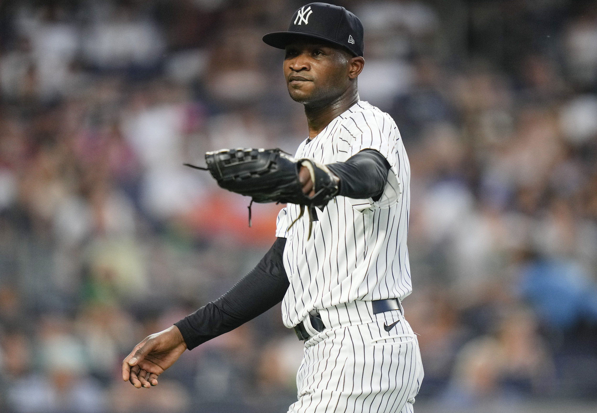 New York Yankees Fans Boo Aaron Hicks After He Was Given Unnecessary  Tribute Video - Fastball