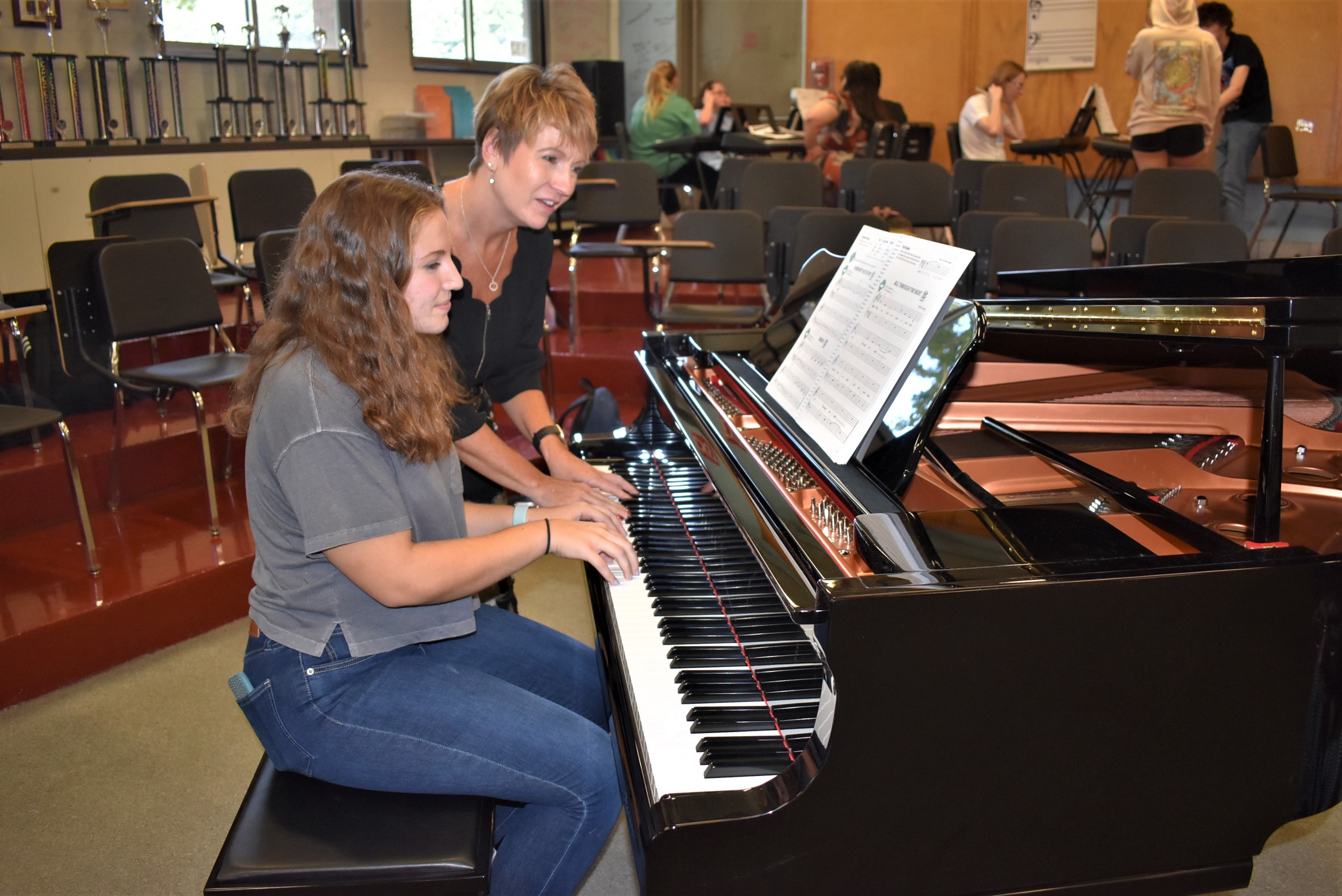 WHS choir gets new baby grand piano - masslive.com