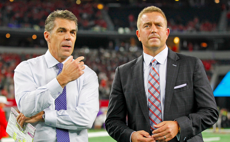 Chris Fowler, Kirk Herbstreit will call Broncos-Patriots on Monday night