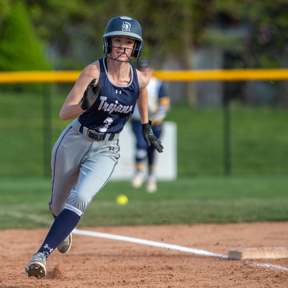 Chambersburg defeats Cedar Cliff 3-1 in softball - pennlive.com