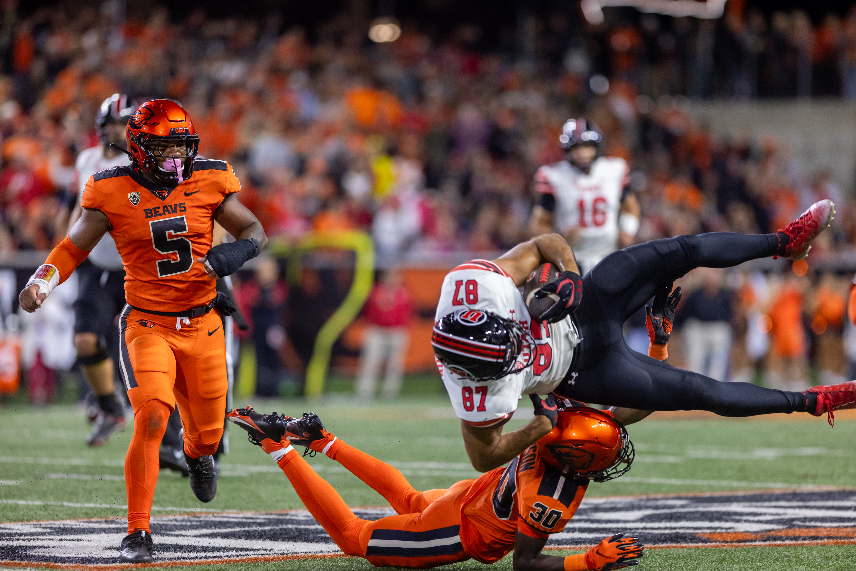 Oregon State Football tops Utah, 21-7 - Building The Dam