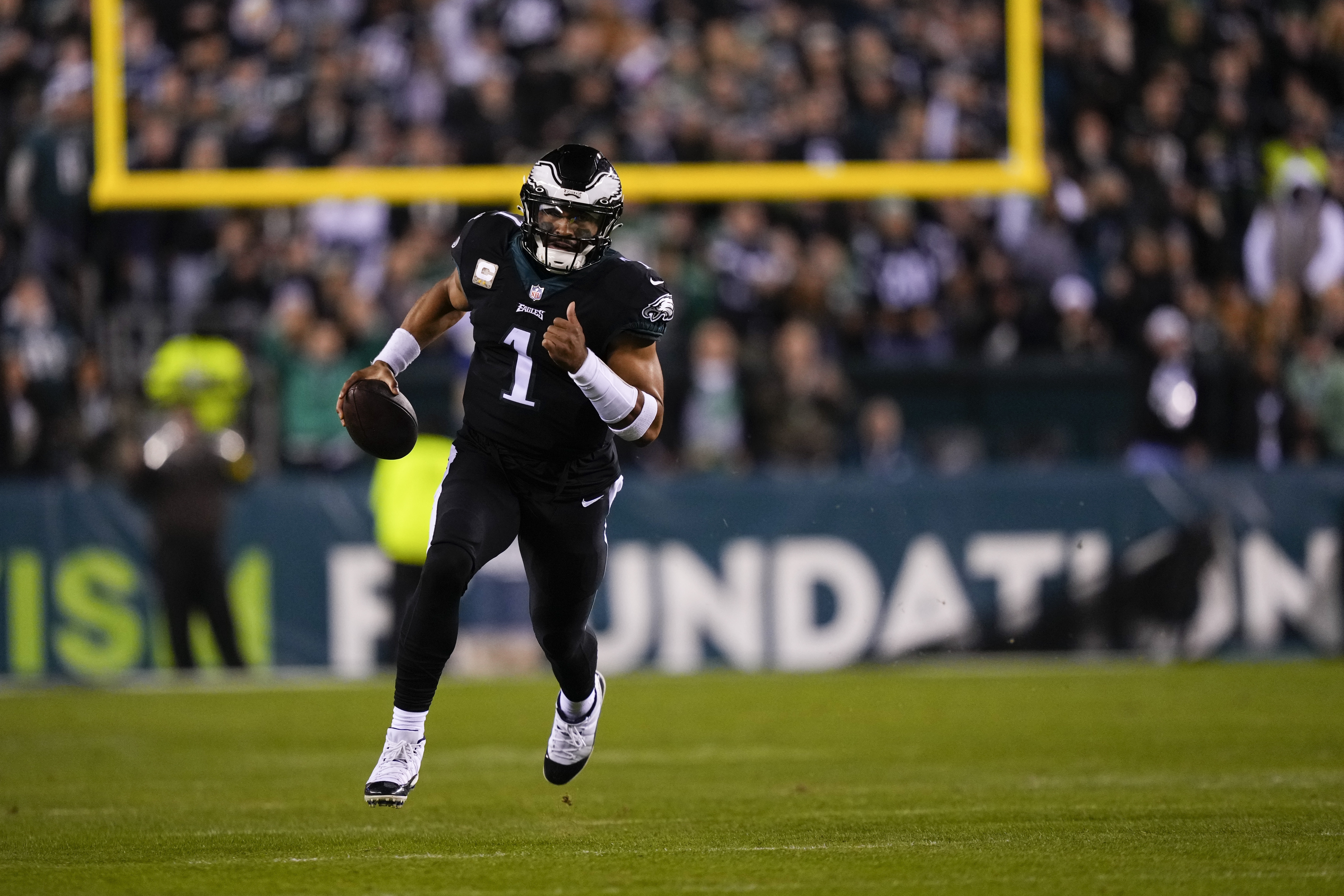 Hurts sets Eagles rushing record for QB in win over Packers - The San Diego  Union-Tribune