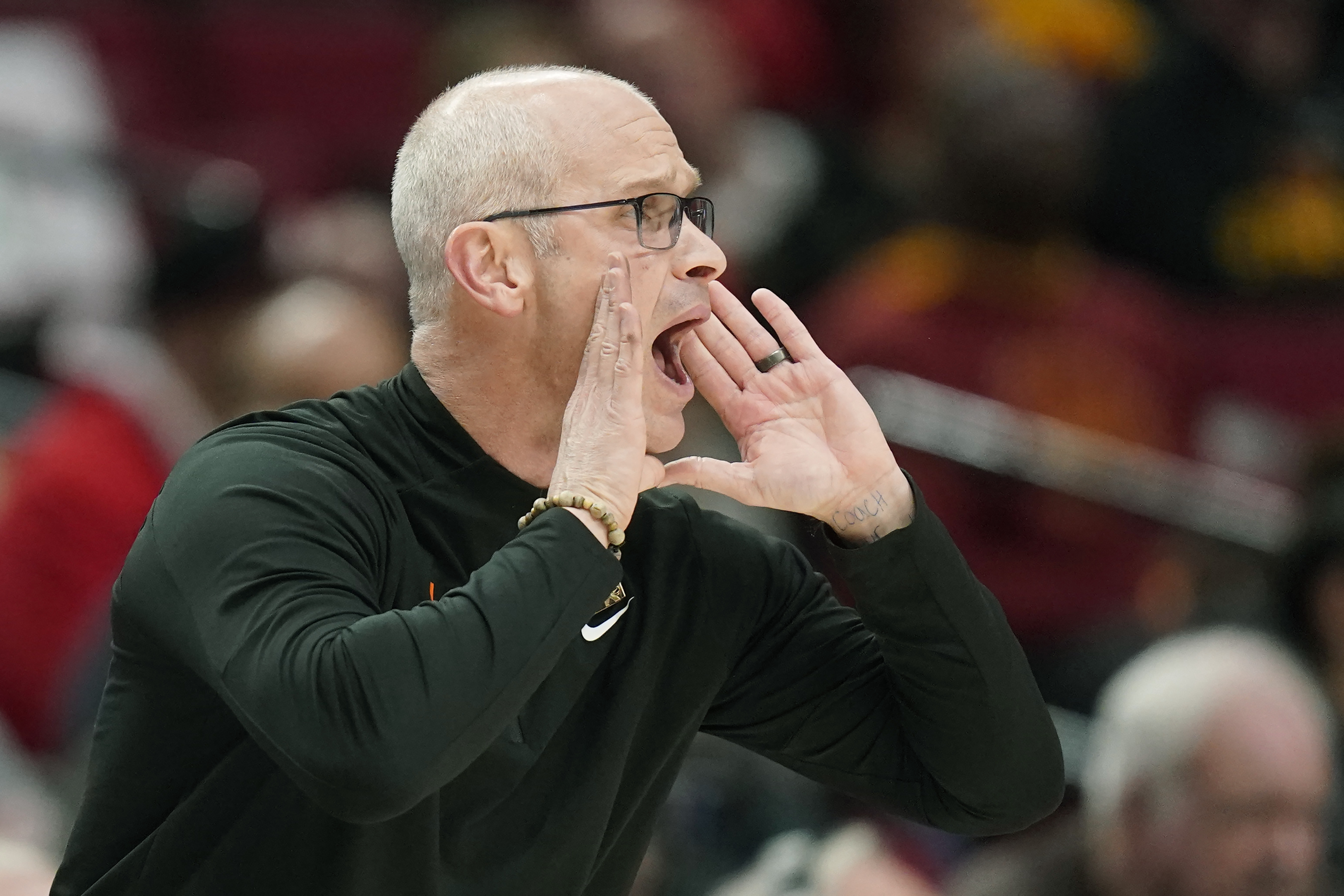 Bob Hurley Sr. has two sons coaching in the NCAA tournament - The  Washington Post