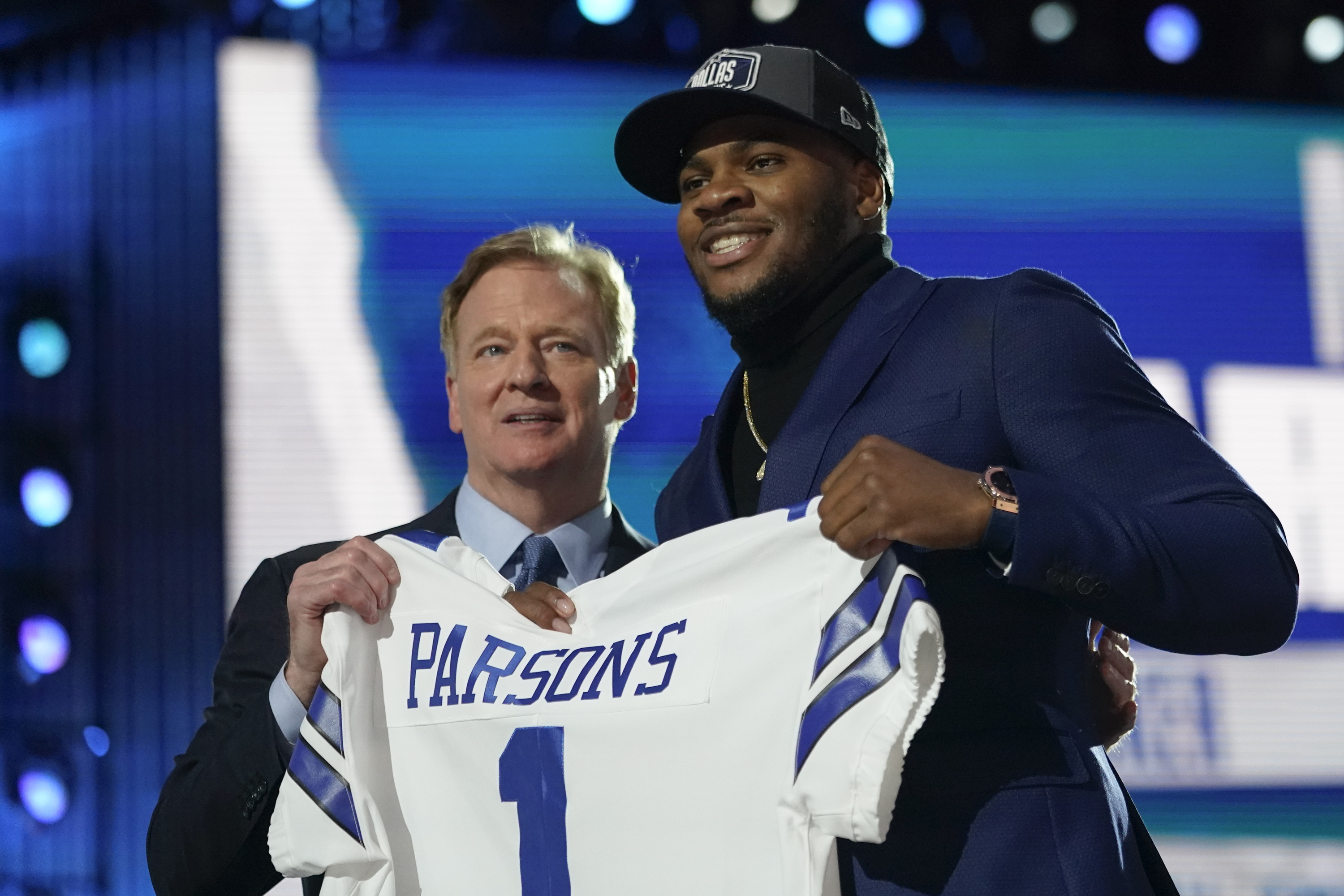 The 2021 Dallas Cowboys Draft Class officially has their jersey