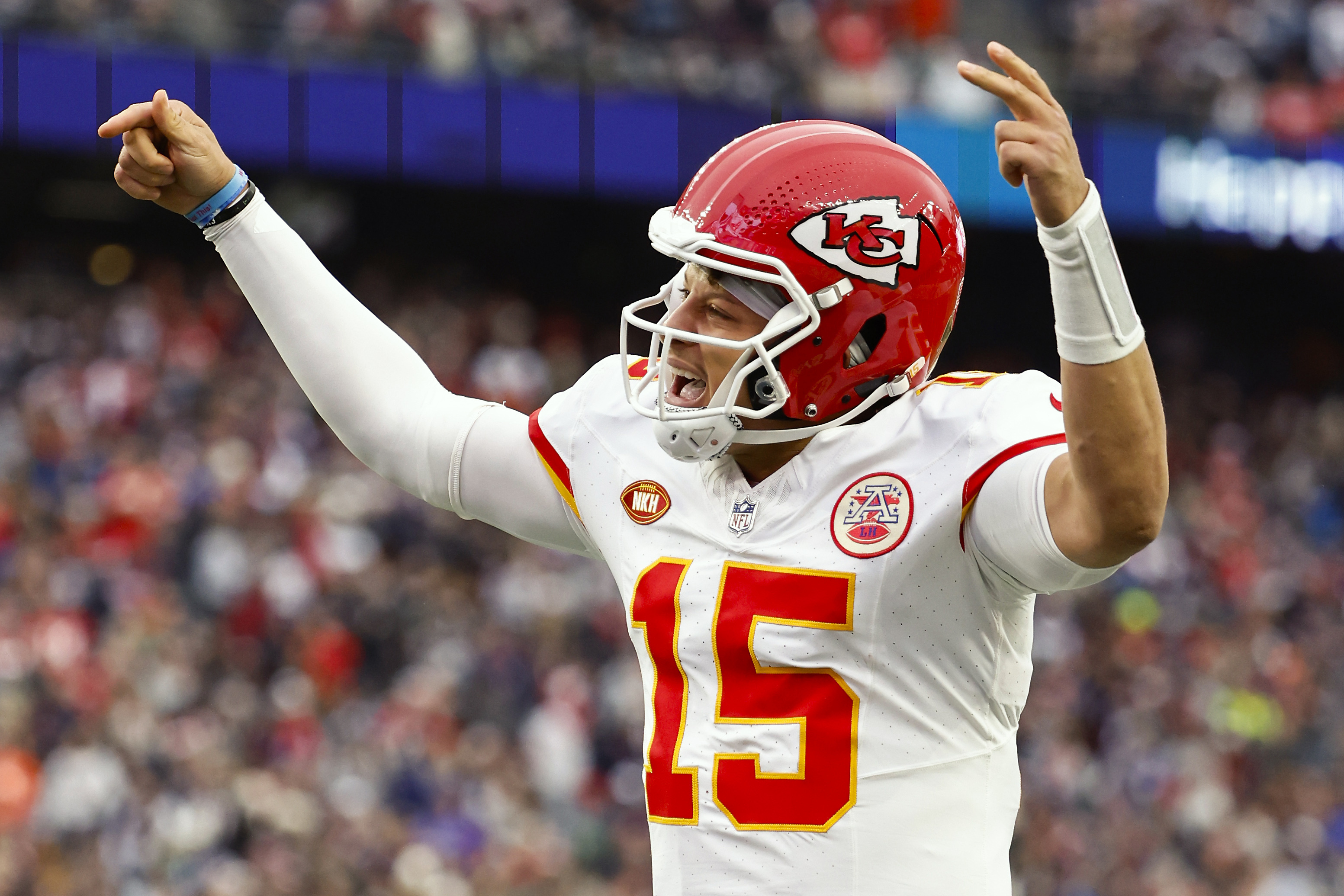 Raiders vs. Chiefs on Nickelodeon FREE LIVE STREAM 12 25 23