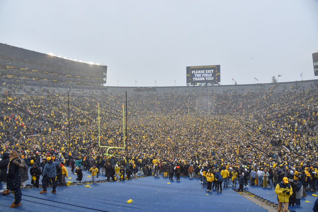 What They're Saying: College Football World Reacts To Michigan-Ohio State  Date Change