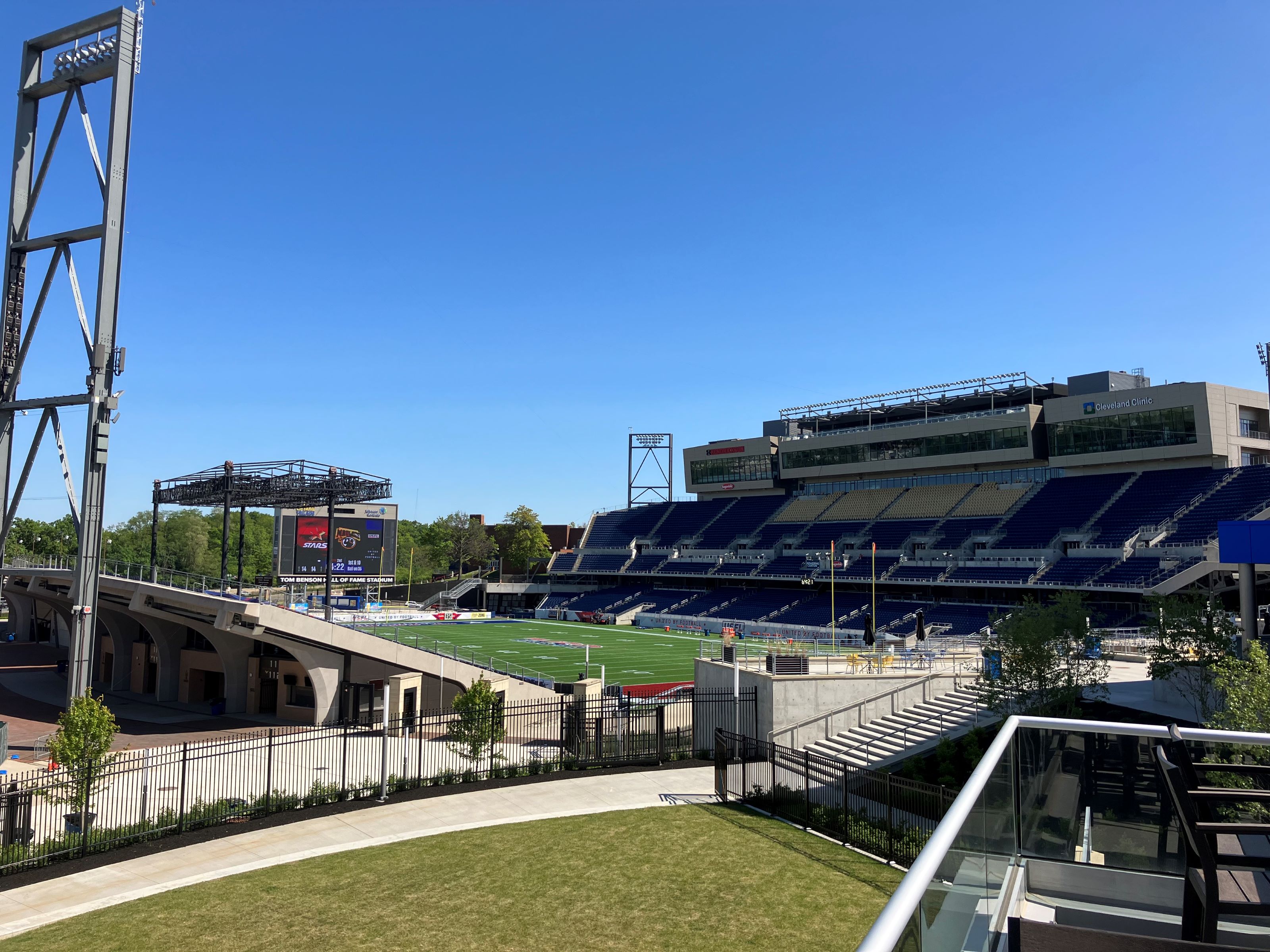 Women's professional tackle football coming to Canton