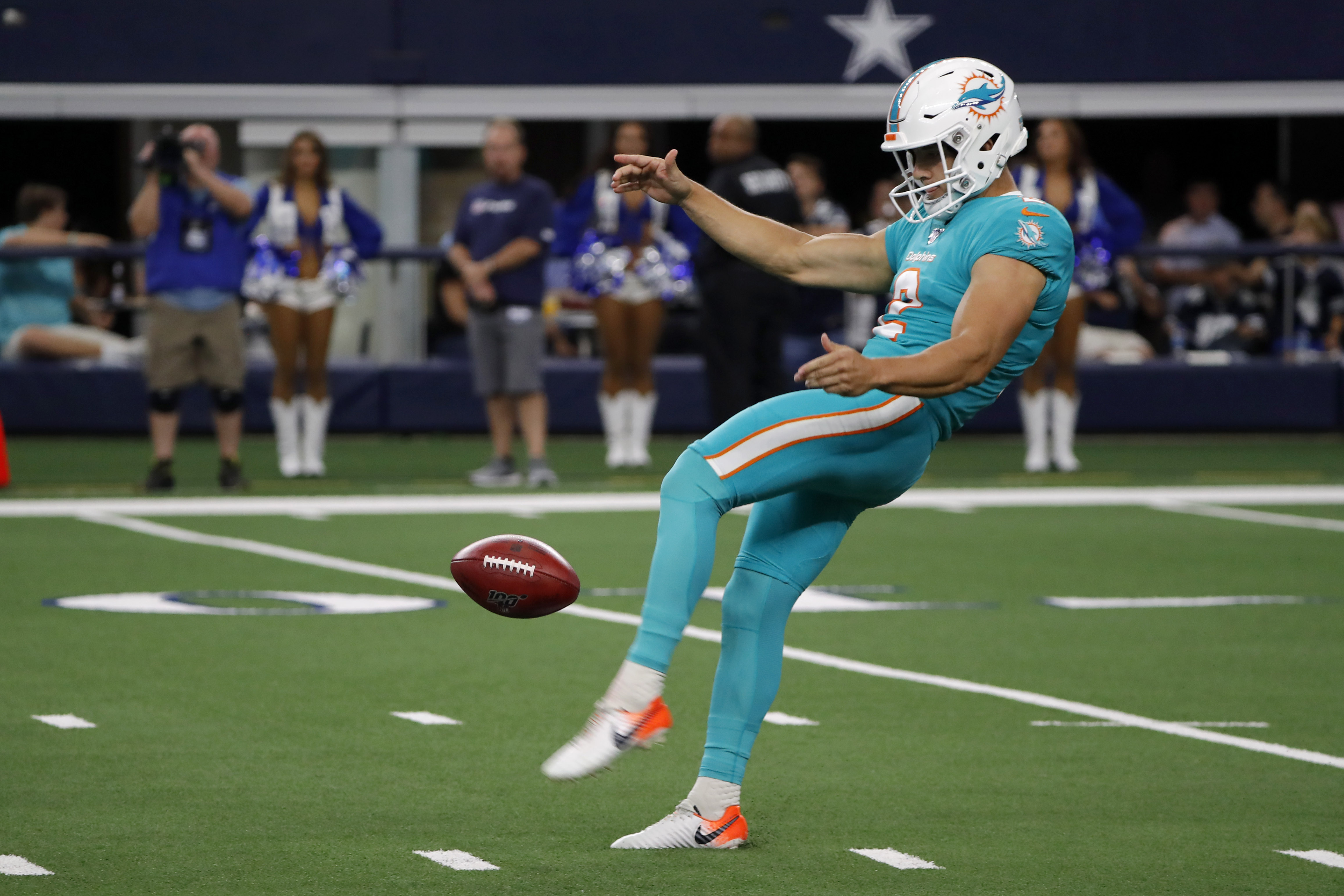 Buffalo Bills Cold Front Report - #Bills punter Matt Haack signed