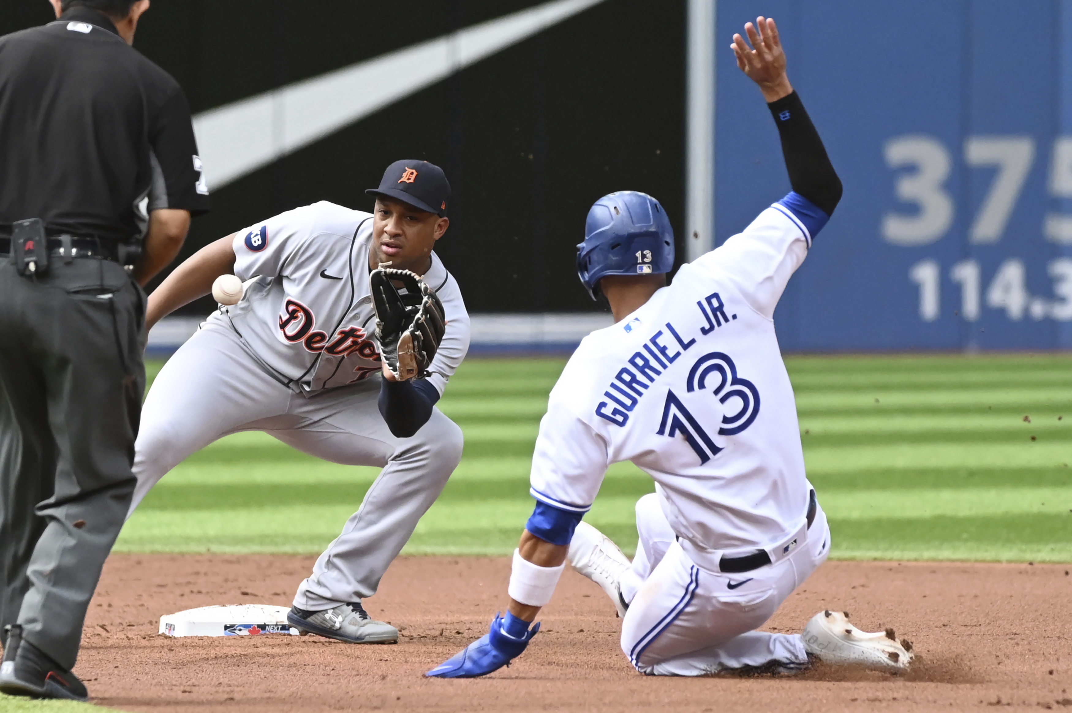 MLB Playoffs Preview Blue Jays have a dangerous offense  Pinstripe Alley