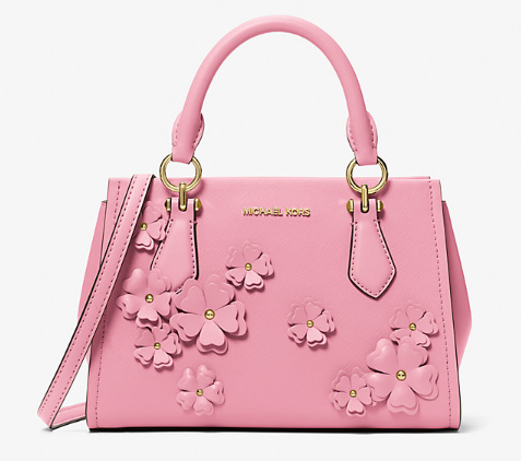 Michael Kors Outlet is offering up to 70% off these gorgeous