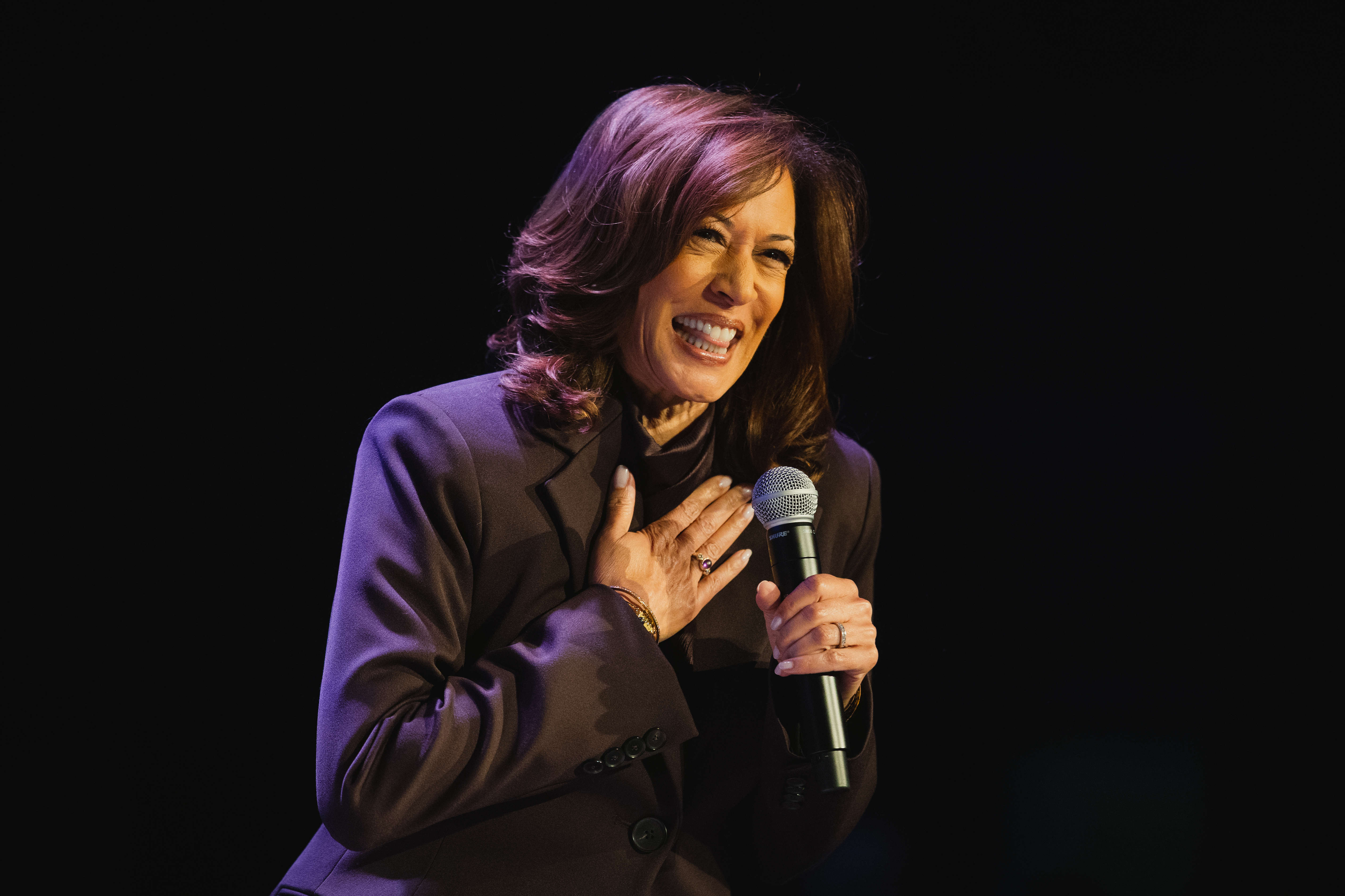 Former Vice President Kamala Harris visits Birmingham on book tour - al.com