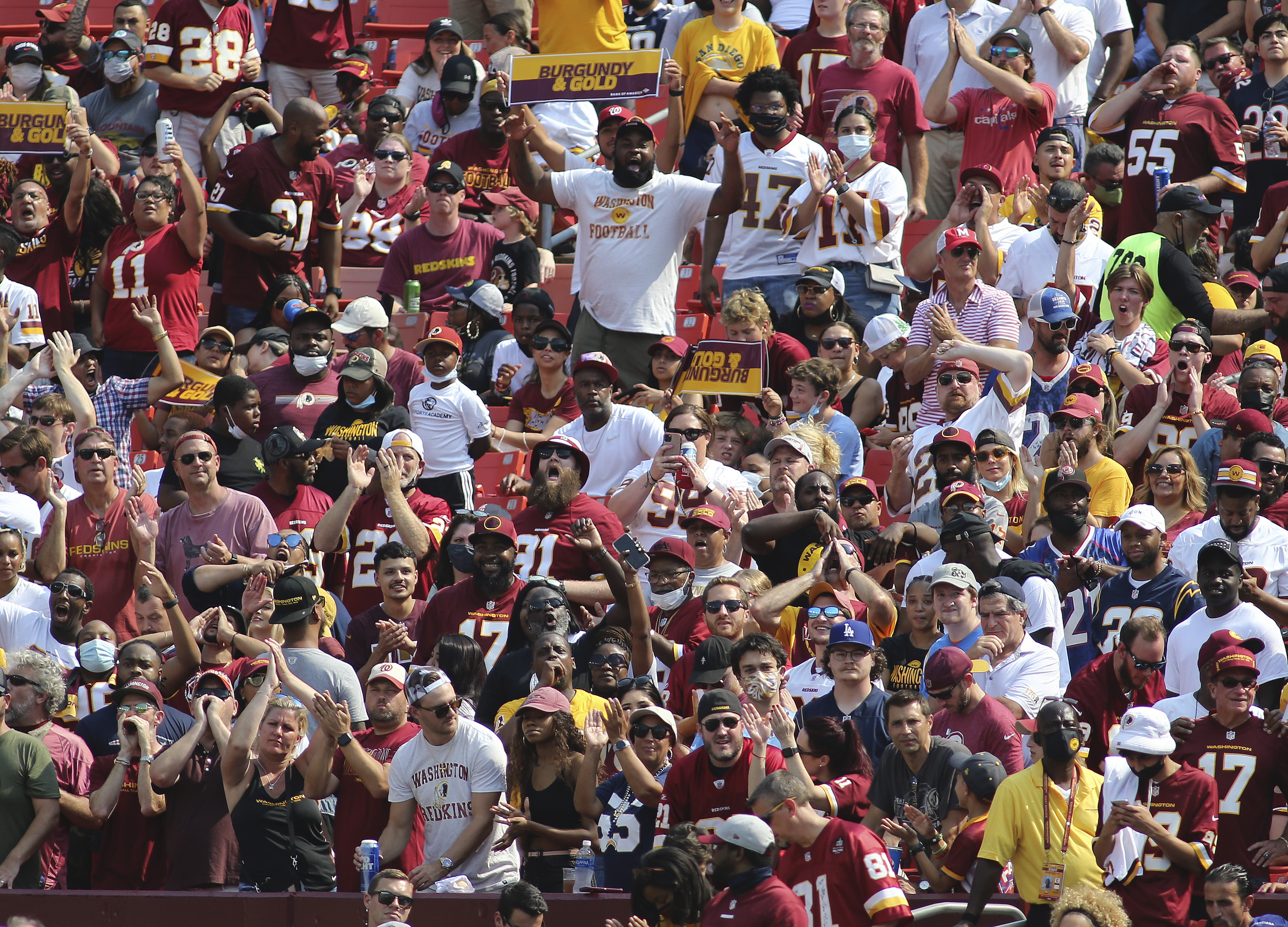 Washington Football Team: Video shows WFT fans fighting each other in  stands during Week 1