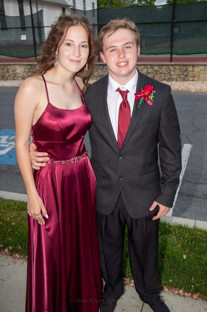 West Perry 2022 prom: See 60 photos from Saturday event - pennlive.com
