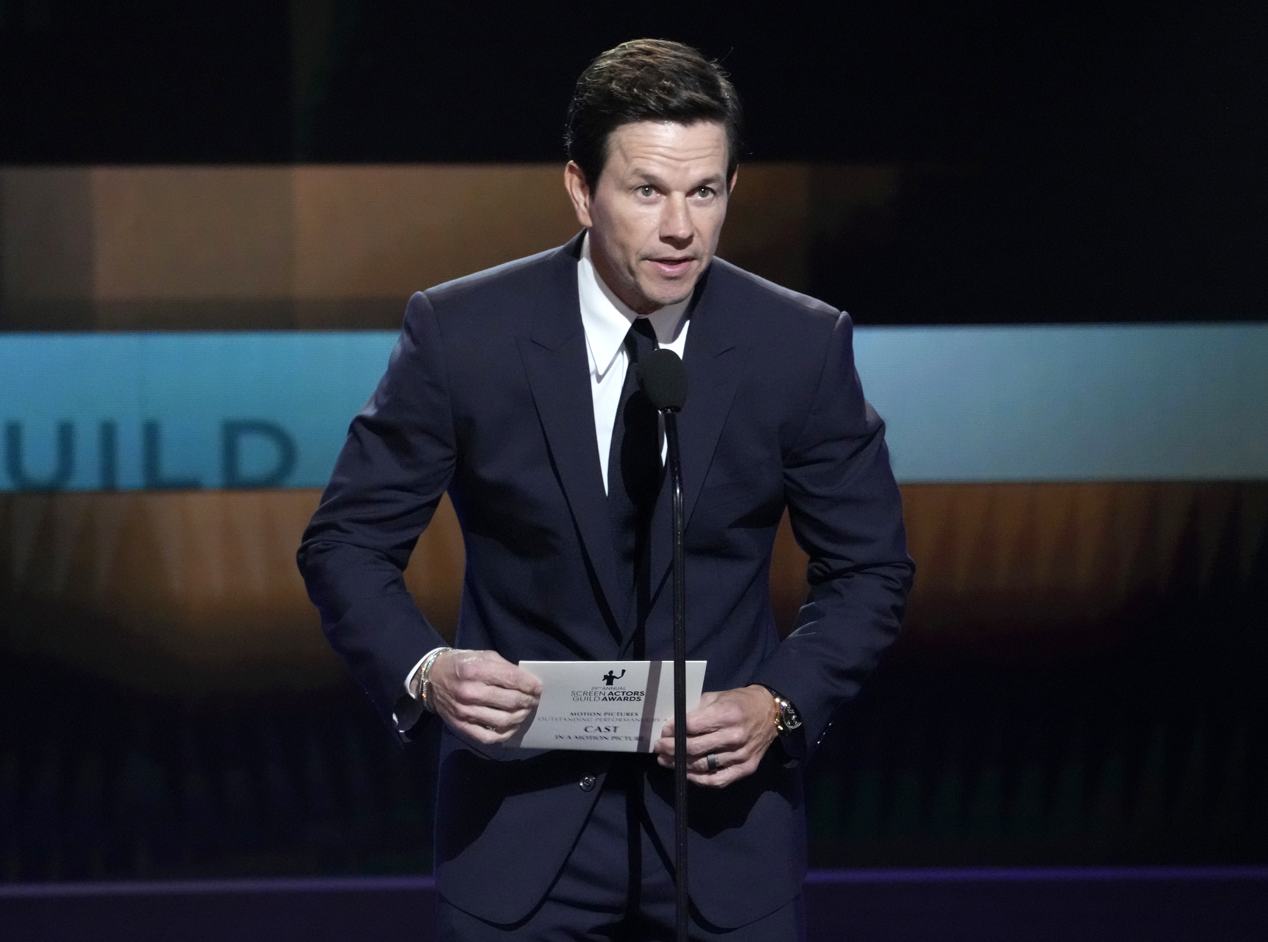 Mark Wahlberg explains why he's a fan of Alex Bregman, Astros