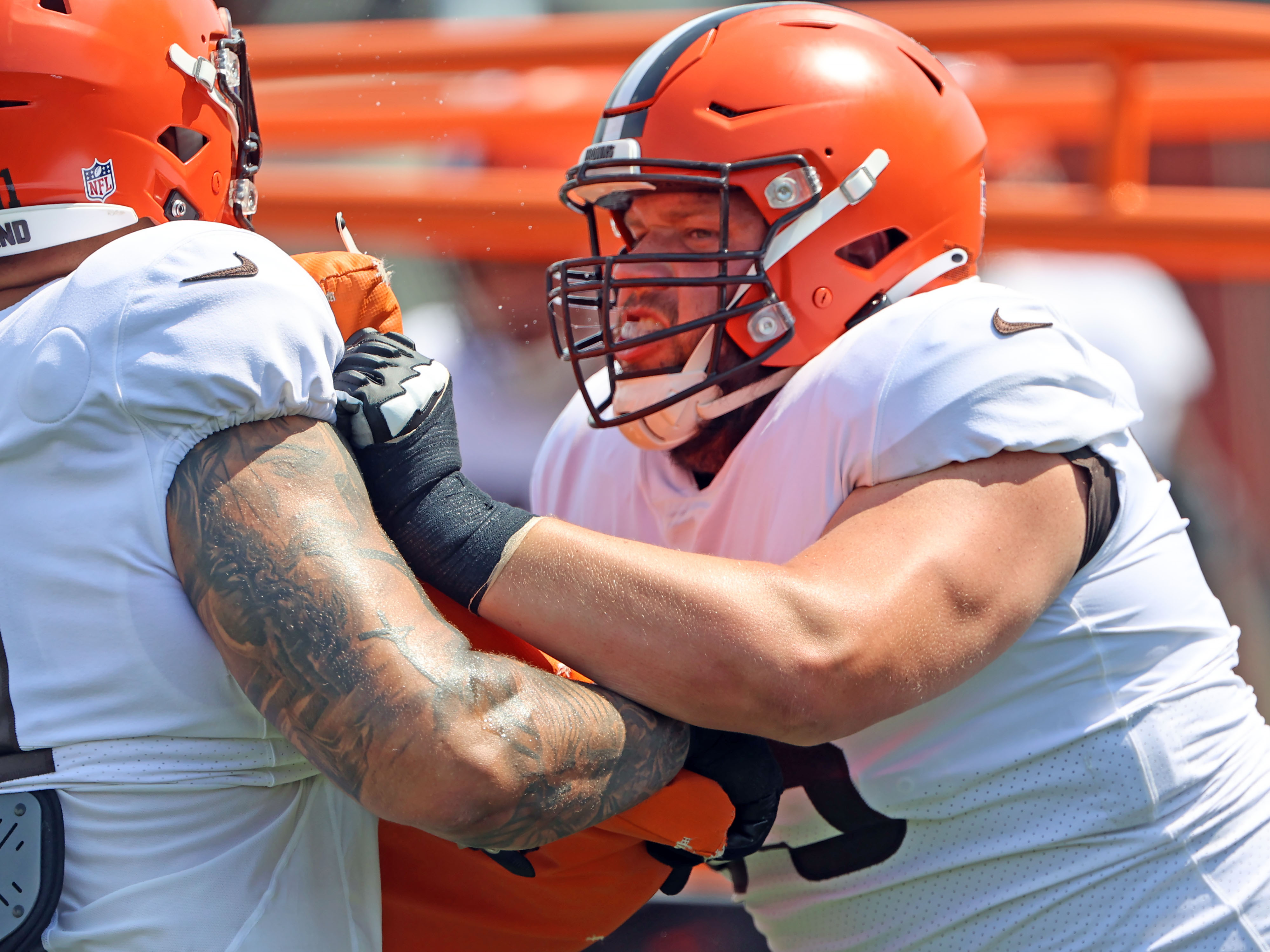 Joel Bitonio ready to get to work with Cleveland Browns' rebuilt offensive  line