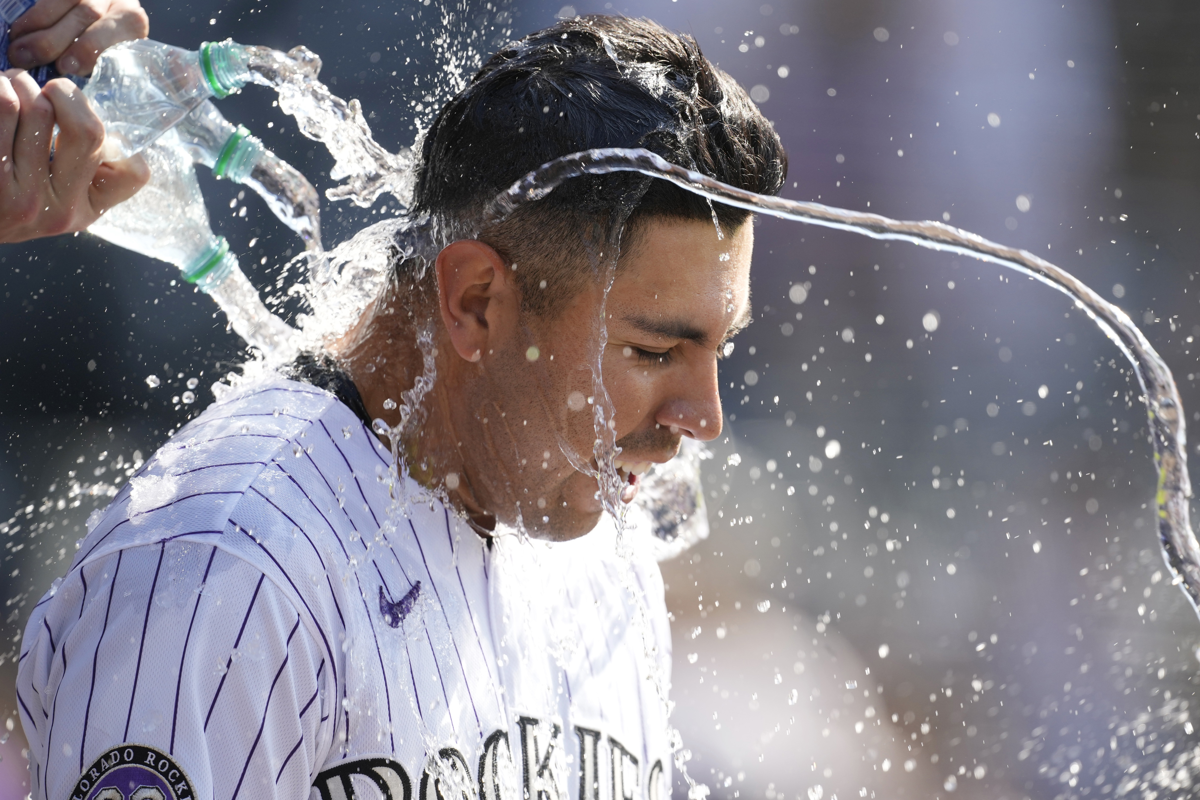 Story hits 3-run homer in 7th, Rockies hold off Cards