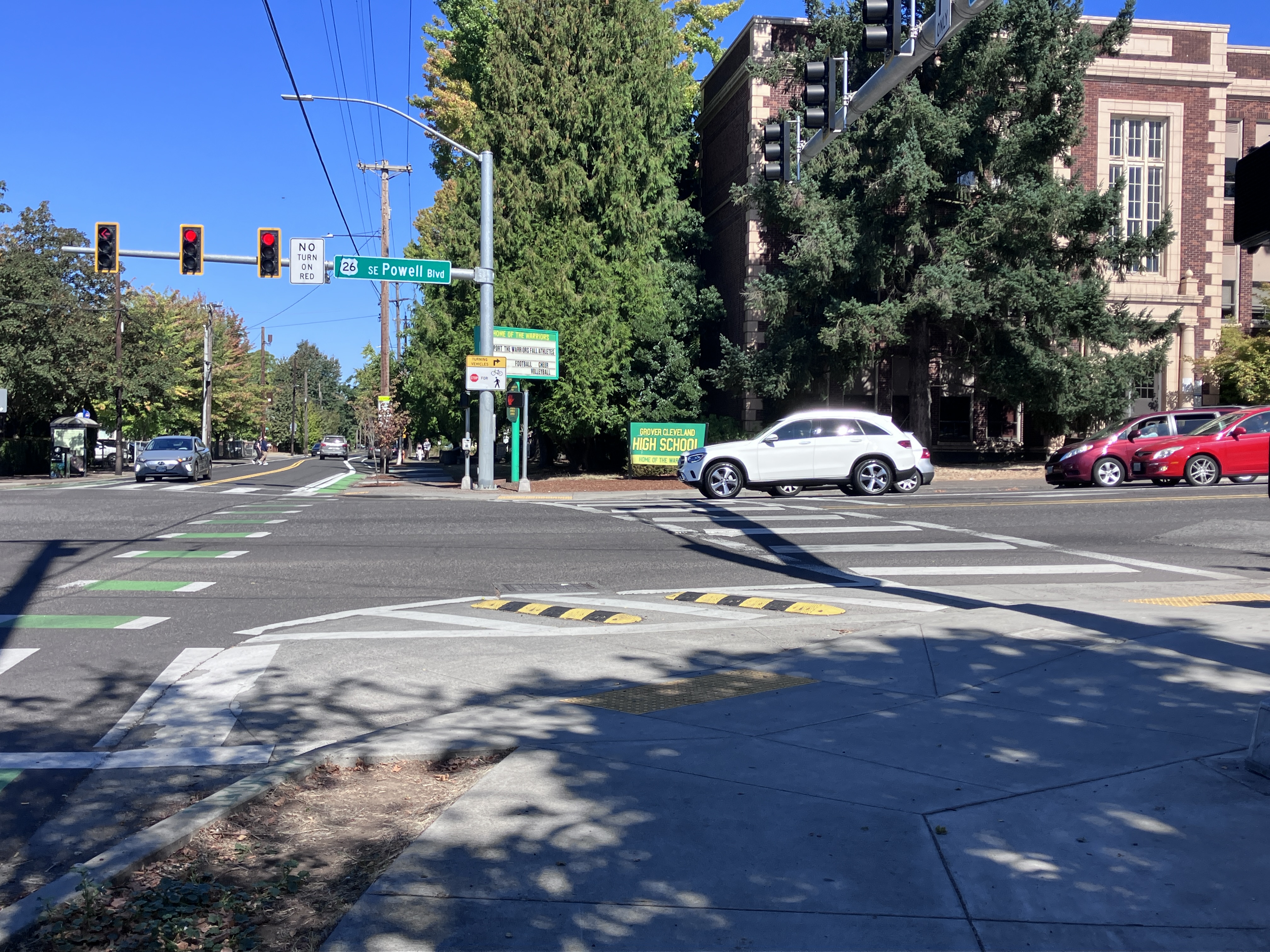 Southeast Portland intersection - oregonlive.com