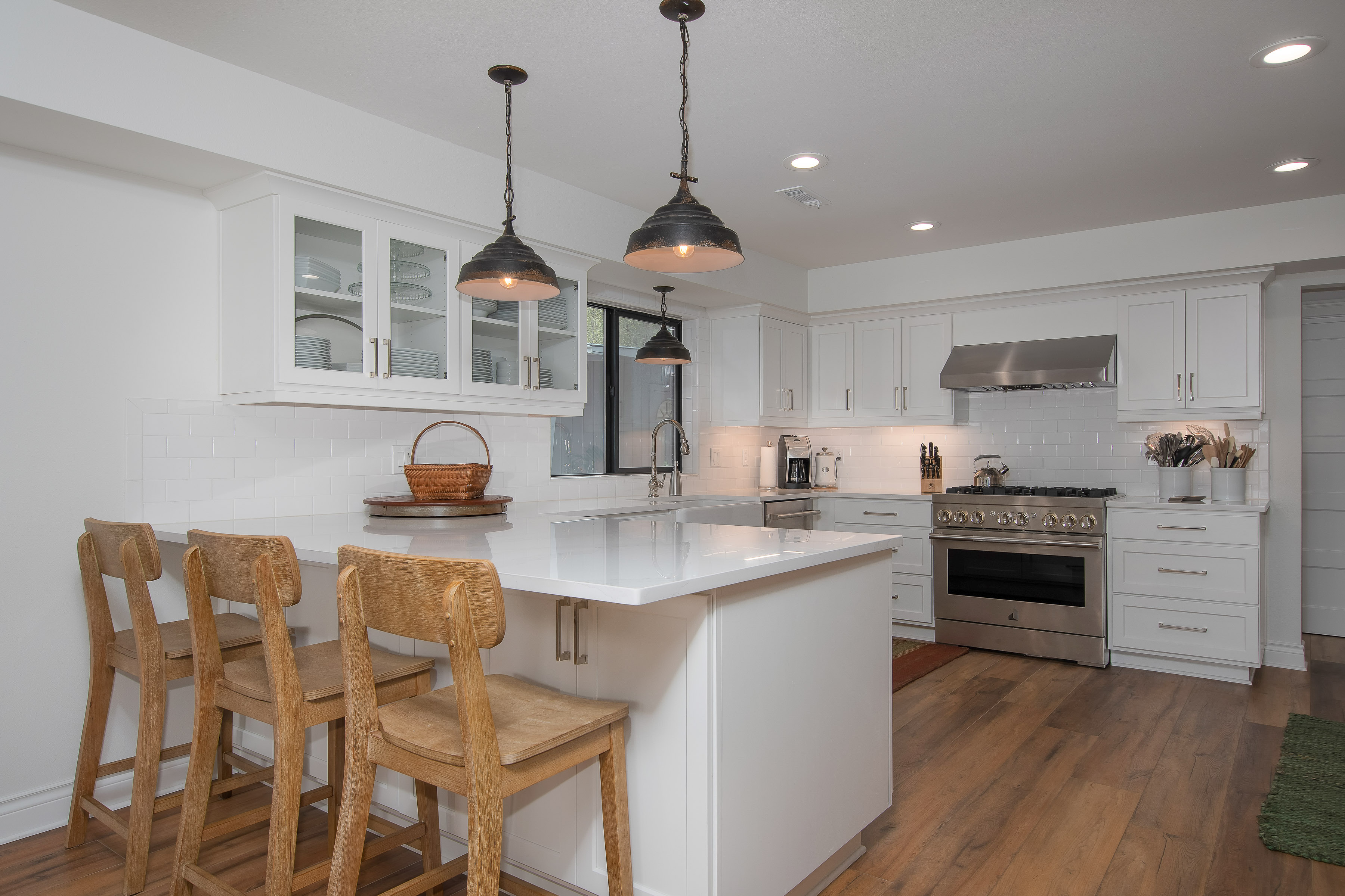 Oregon Yacht Club floating home