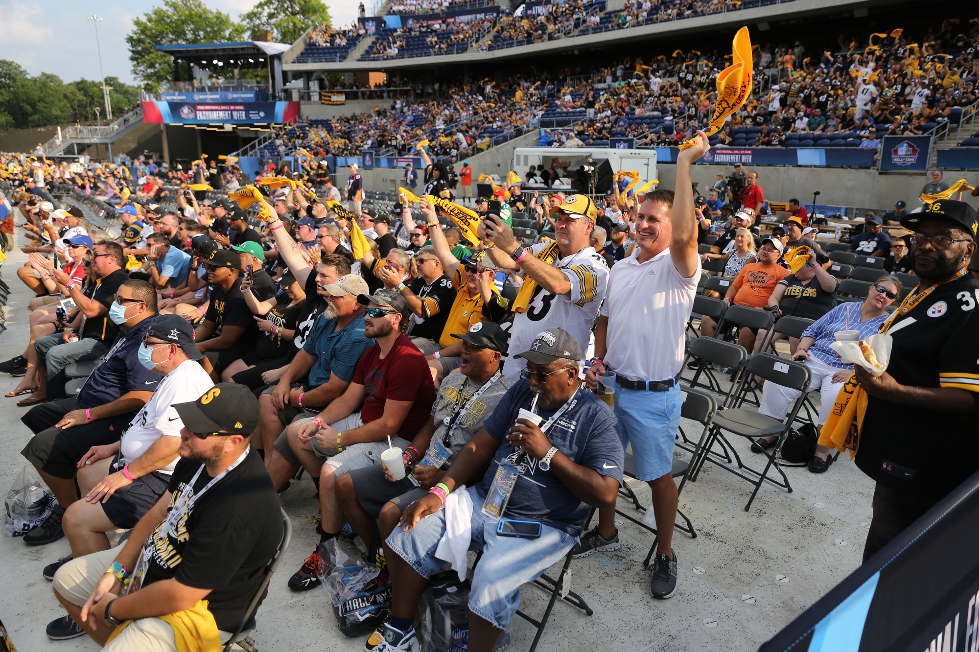 Pro Football Hall of Fame Class of 2020 Enshrinement - cleveland.com