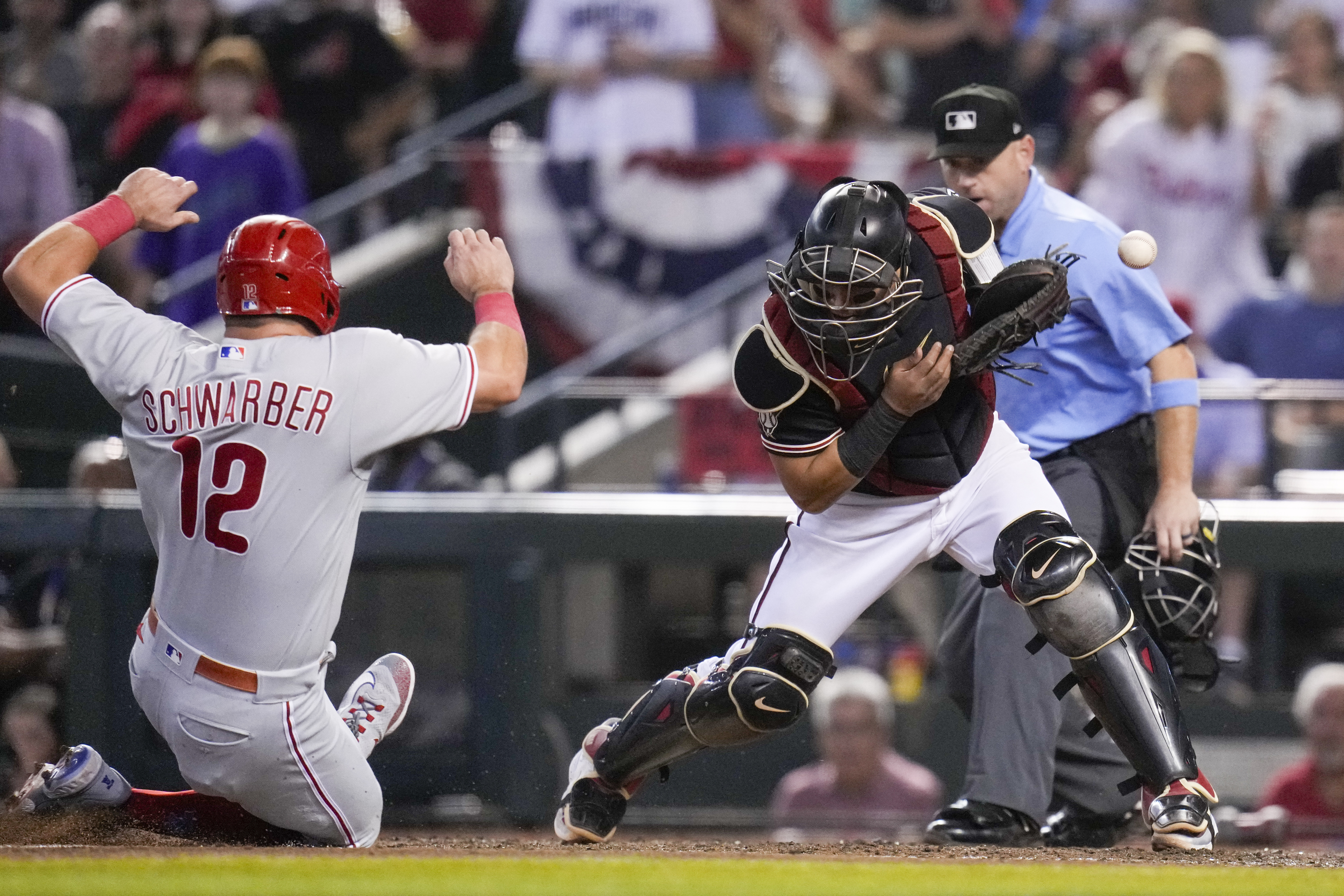 Diamondbacks crushed by Phillies in NLCS Game 2