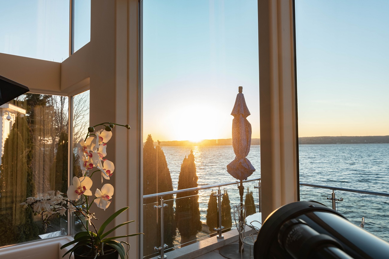 West Grand Traverse Bay Home for sale