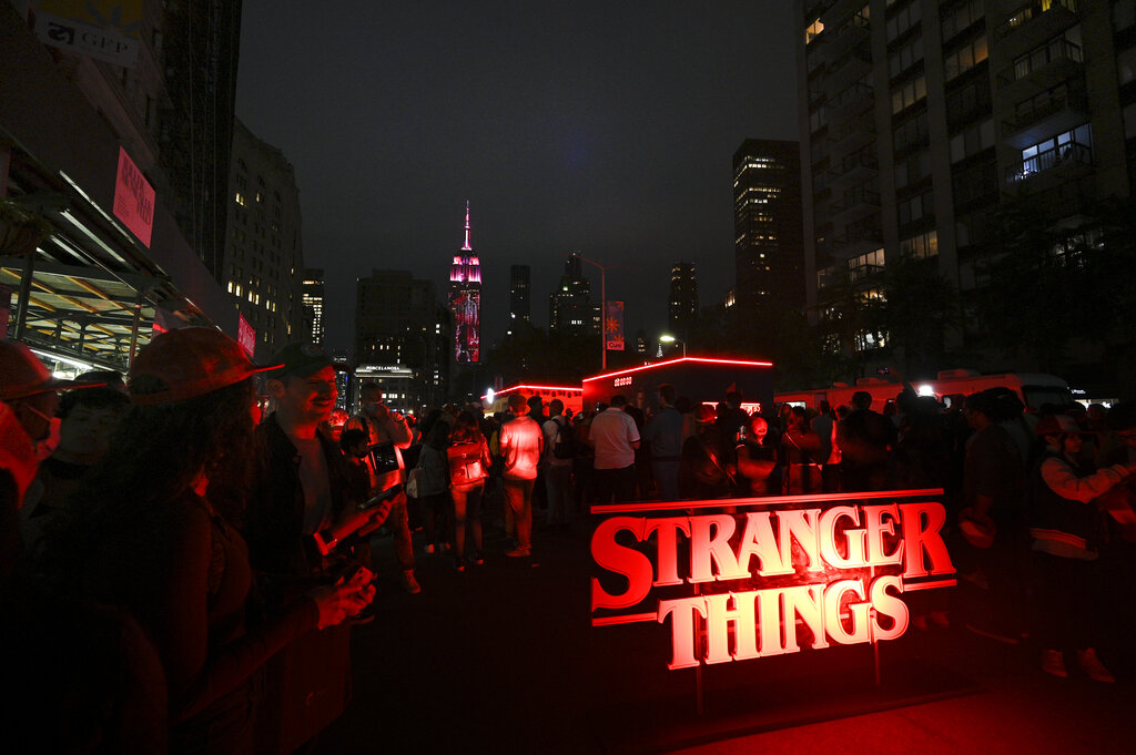 10 Best 'Stranger Things' Episodes to Rewatch Before Season 4 (Based on IMDb  Ratings)