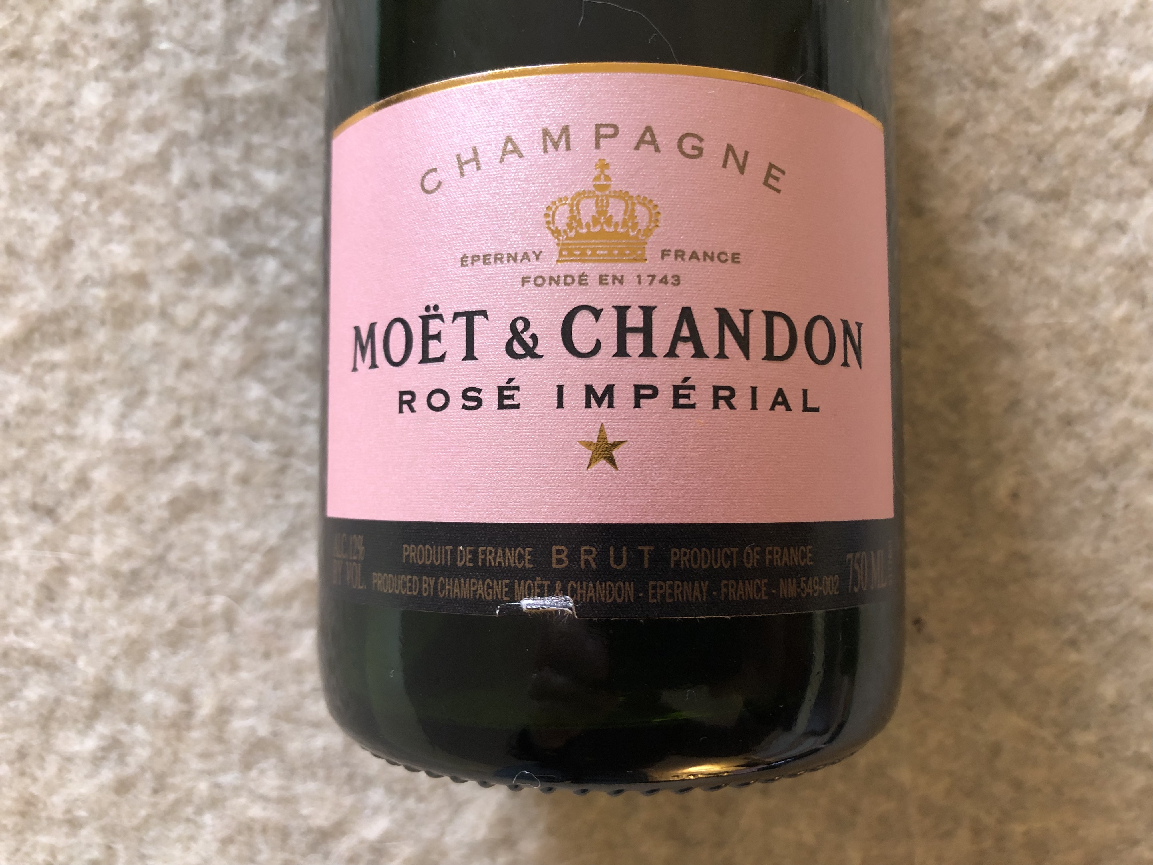 Moet & Chandon - Brut Rose Champagne Imperial - Mid Valley Wine & Liquor
