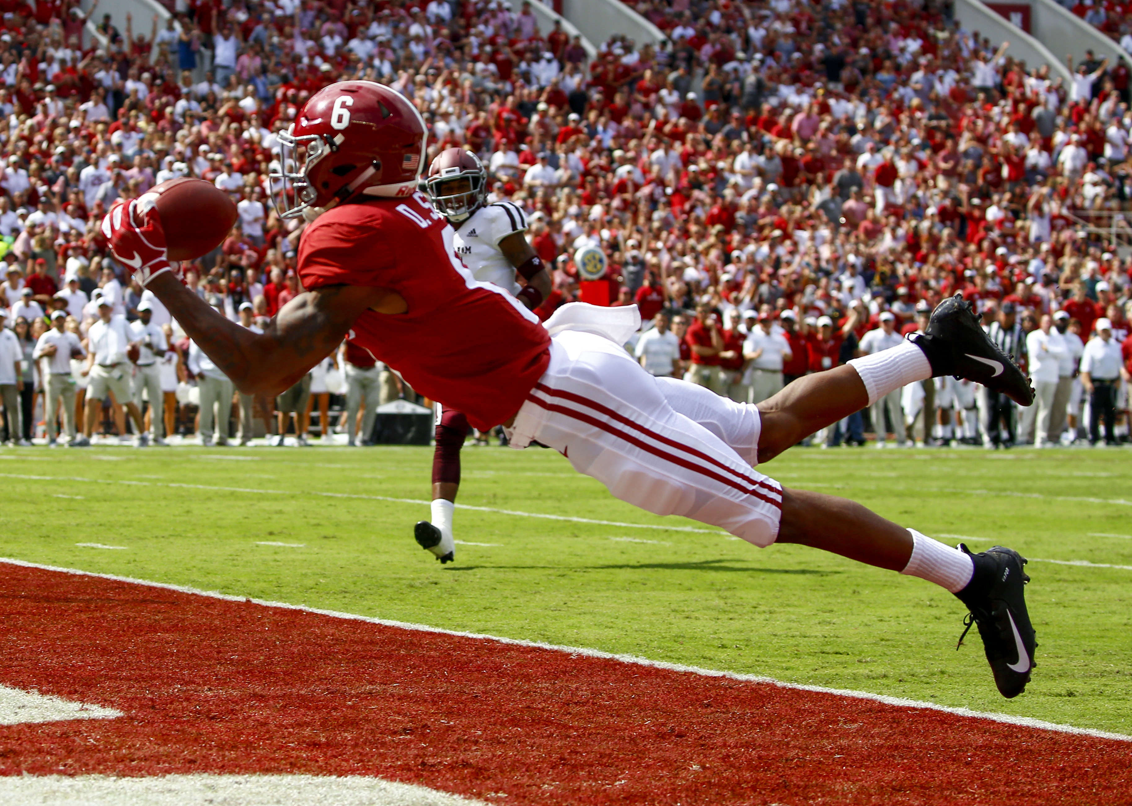 AJ Brown and DeVonta Smith have Combined for 1,090 yards and 8 TDs