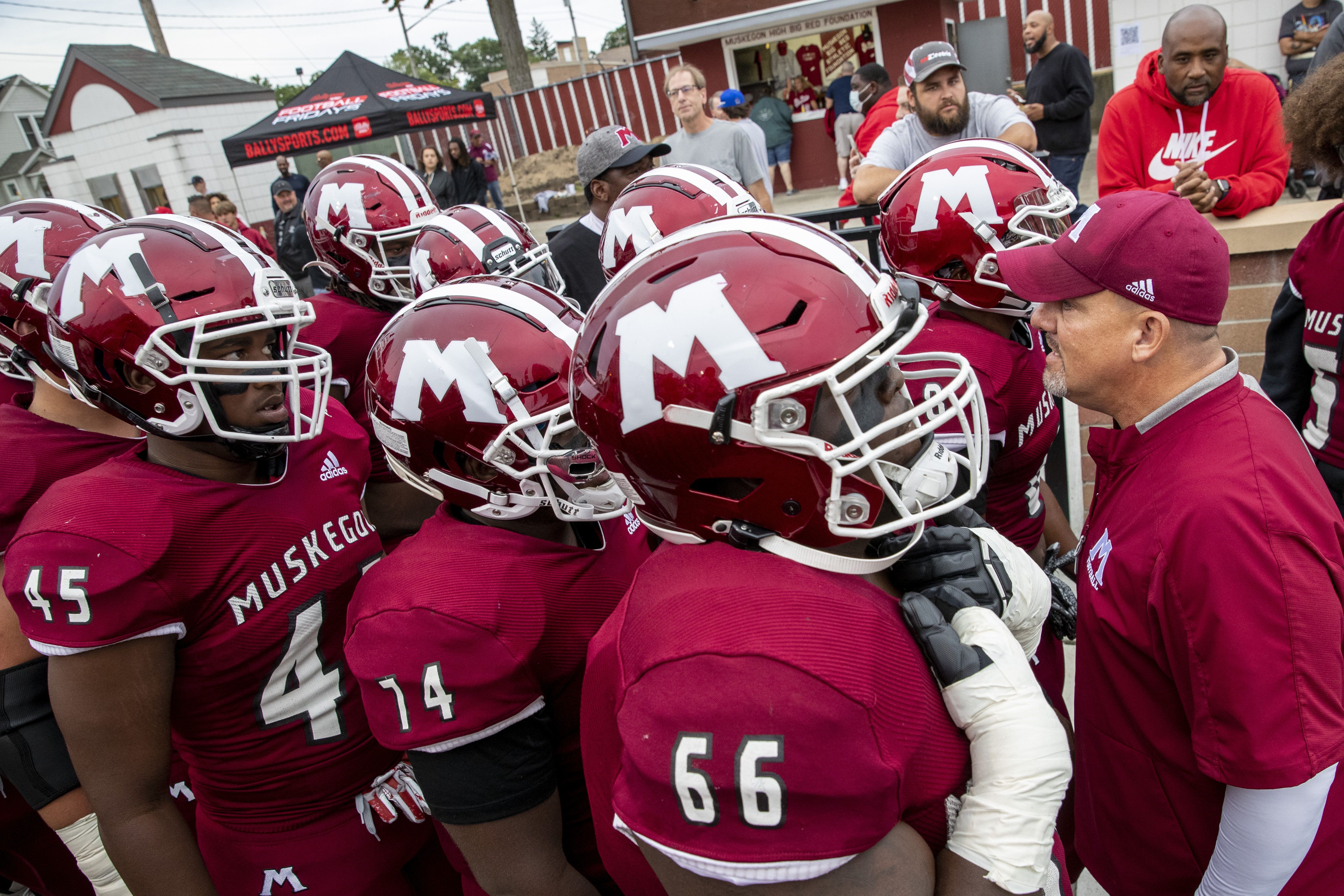 MLive Muskegon readers tab Hart Pirates as coolest high school football  helmet 