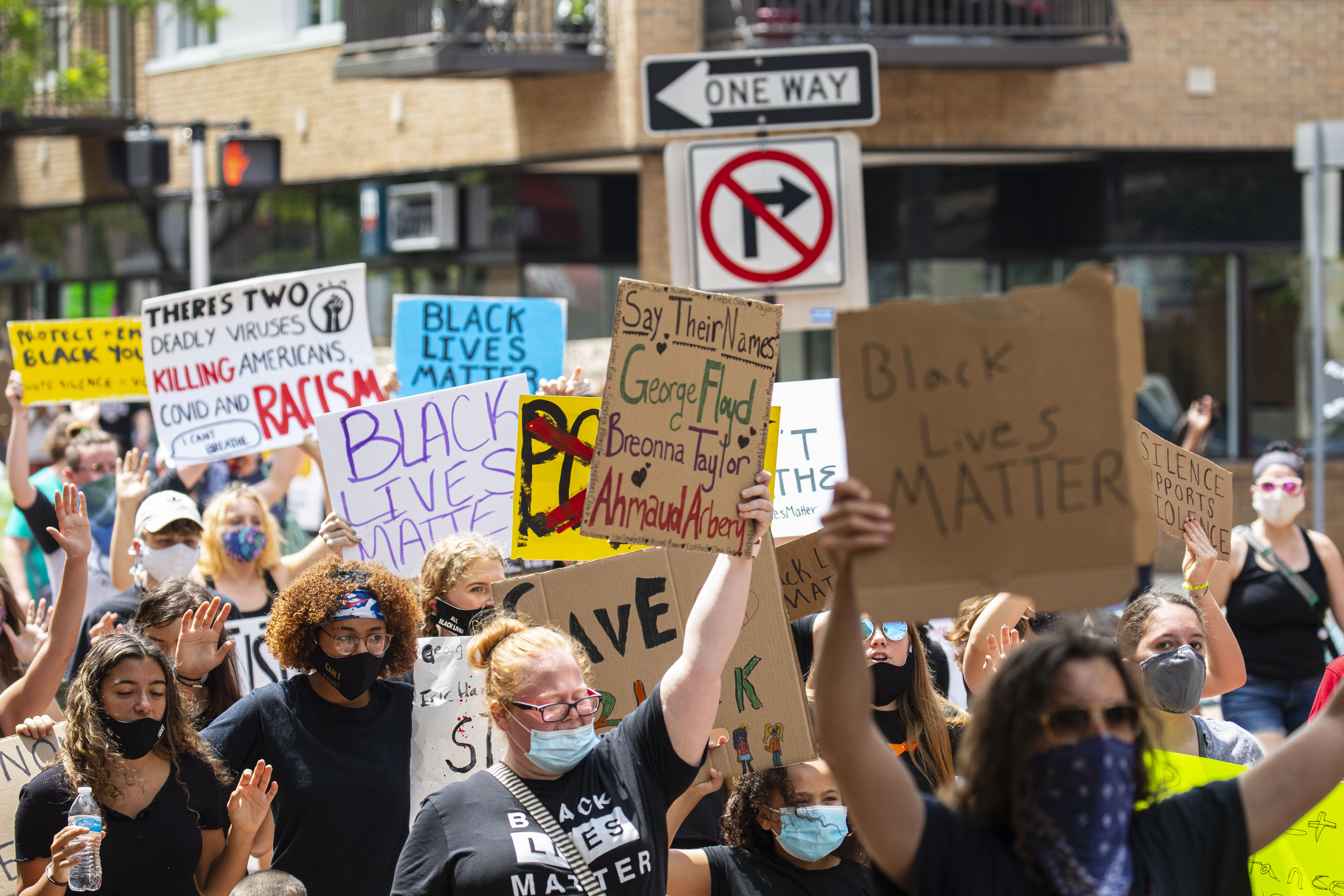 Youth peaceful protest for BLM in Kalamazoo - mlive.com