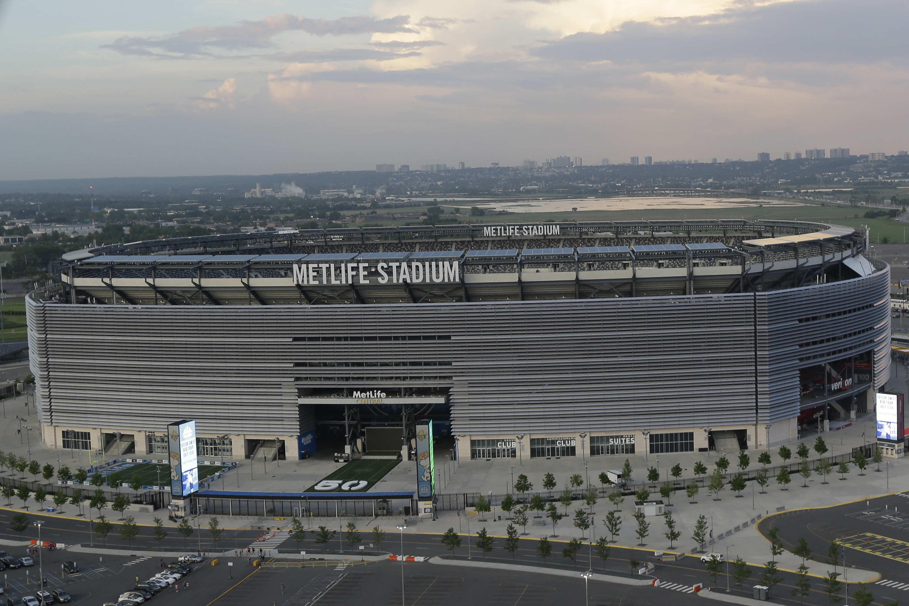 NFL Has Responded To MetLife Stadium Field Criticism - The Spun