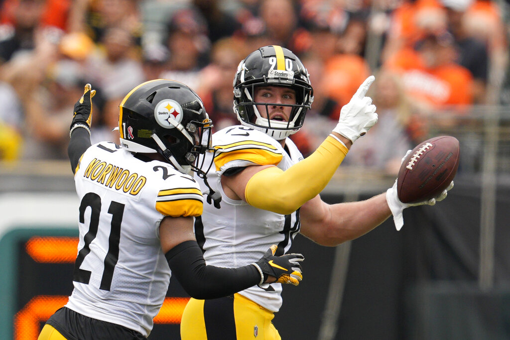 Pittsburgh Steelers T.J. Watt intercepts a pass against the Cleveland  Browns during the second half at First Energy Stadium in Cleveland, Ohio  September 10, 2017. Photo by Aaron Josefczyk/UPI Stock Photo - Alamy